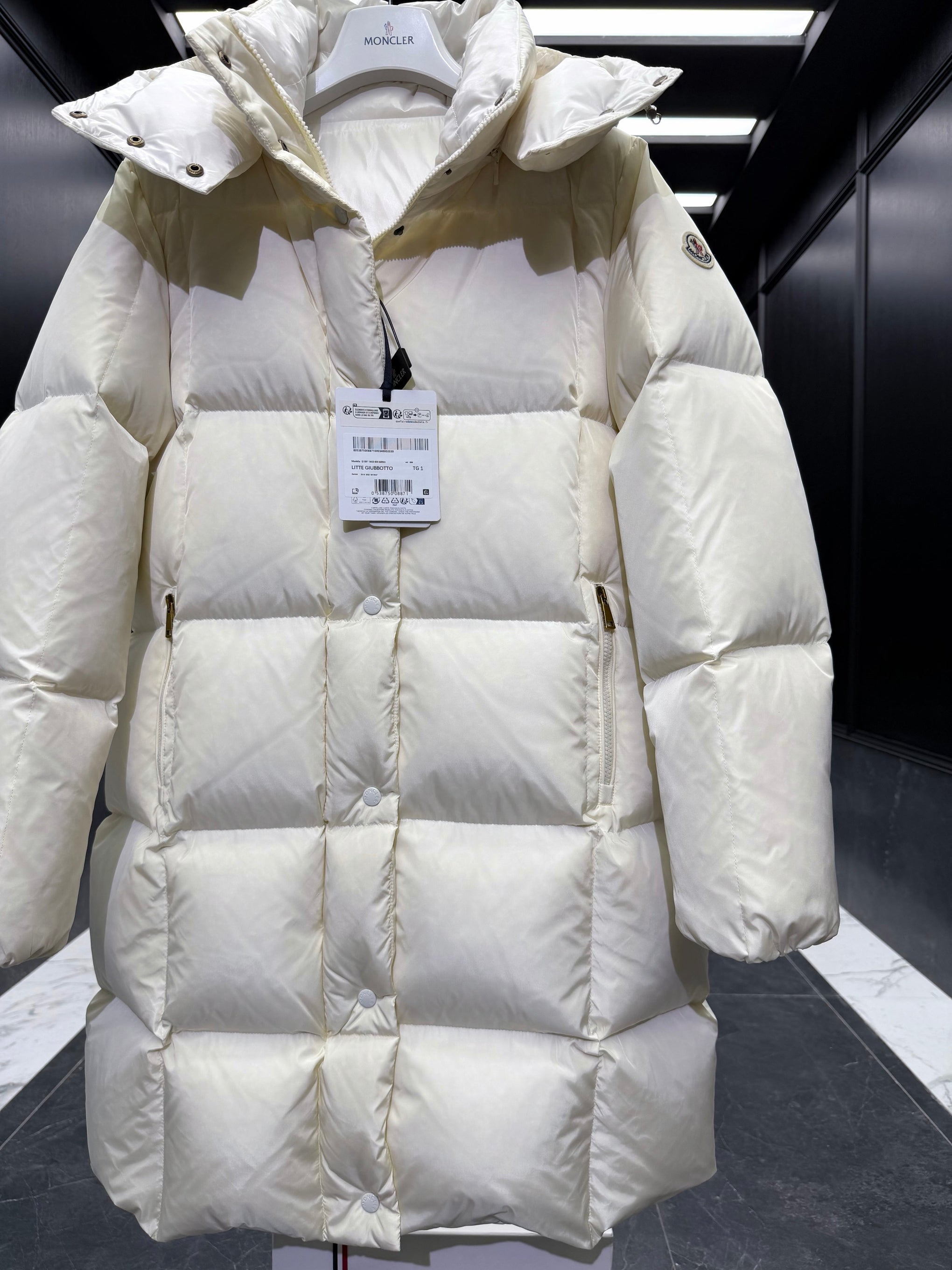 MONC LITTE COAT