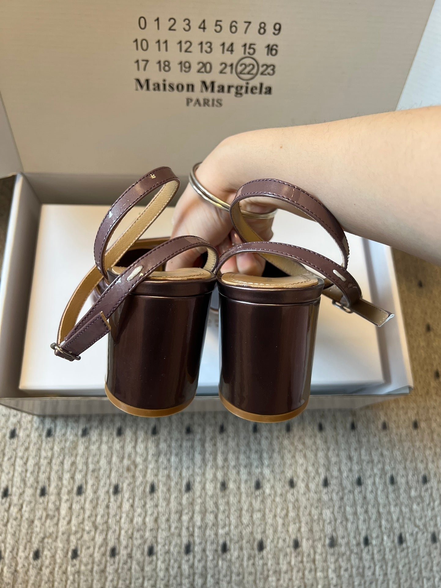 MAISON M TABI PUMPS