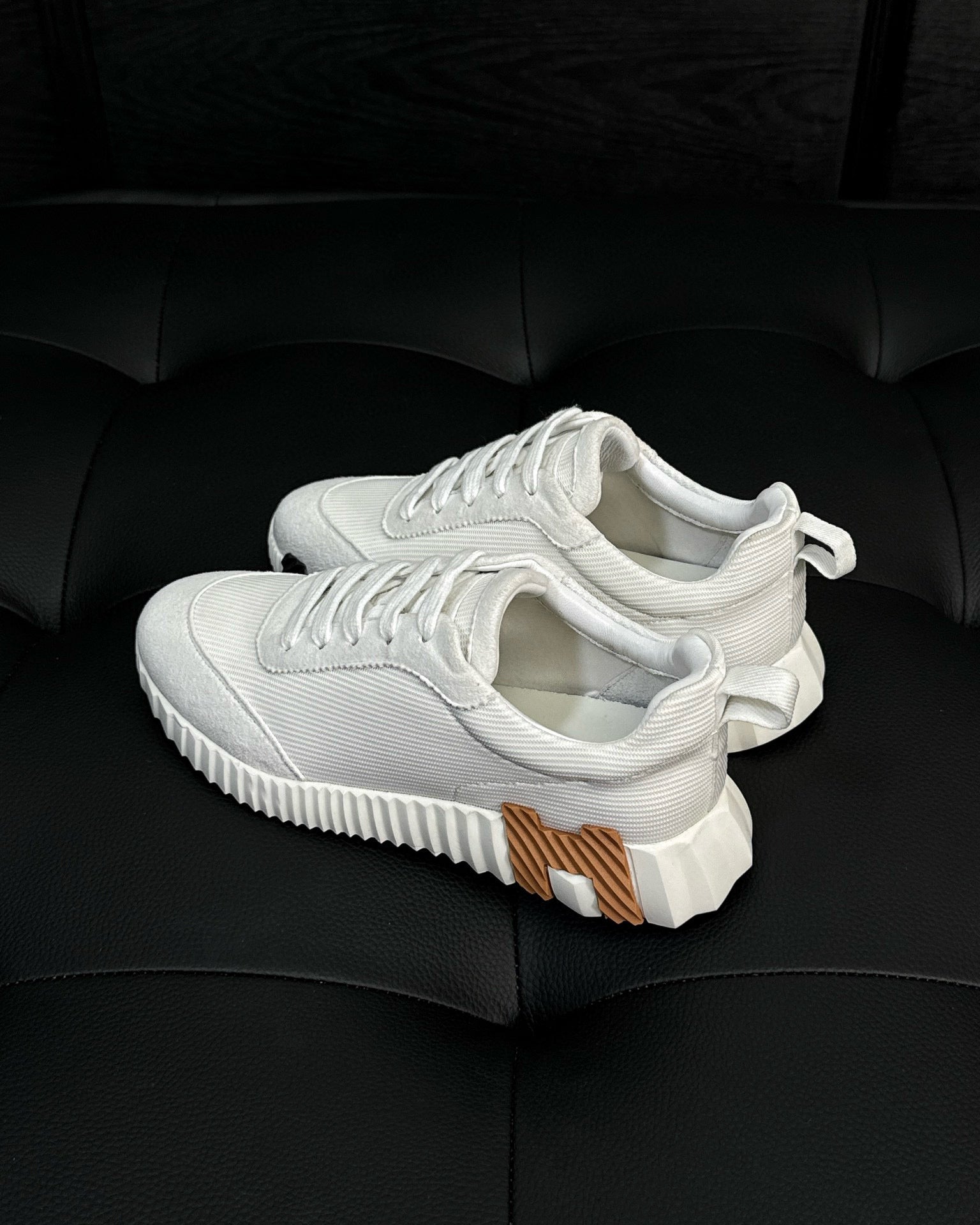 HERM BOUNCING SNEAKERS