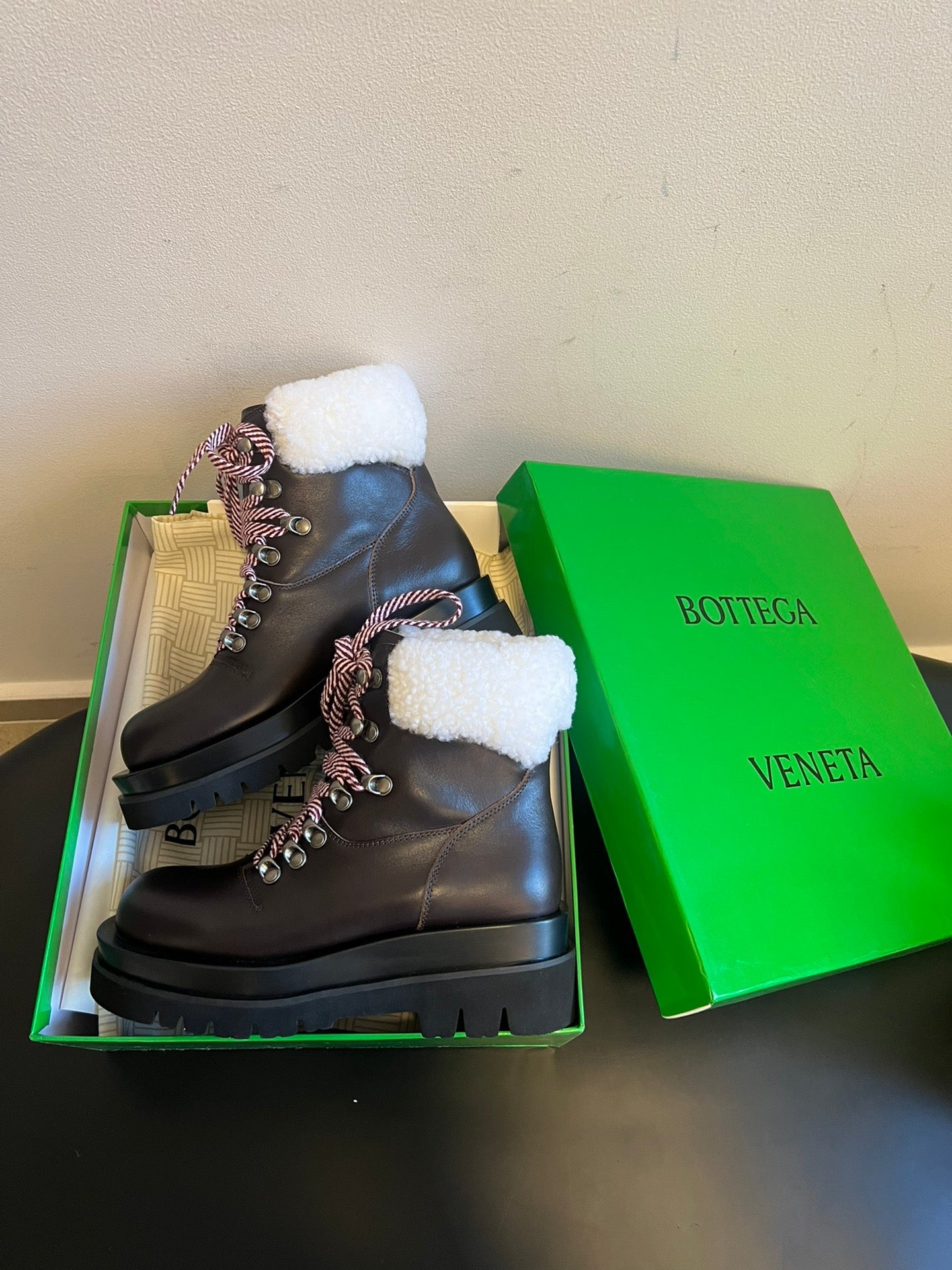 BOTT V BOOTS