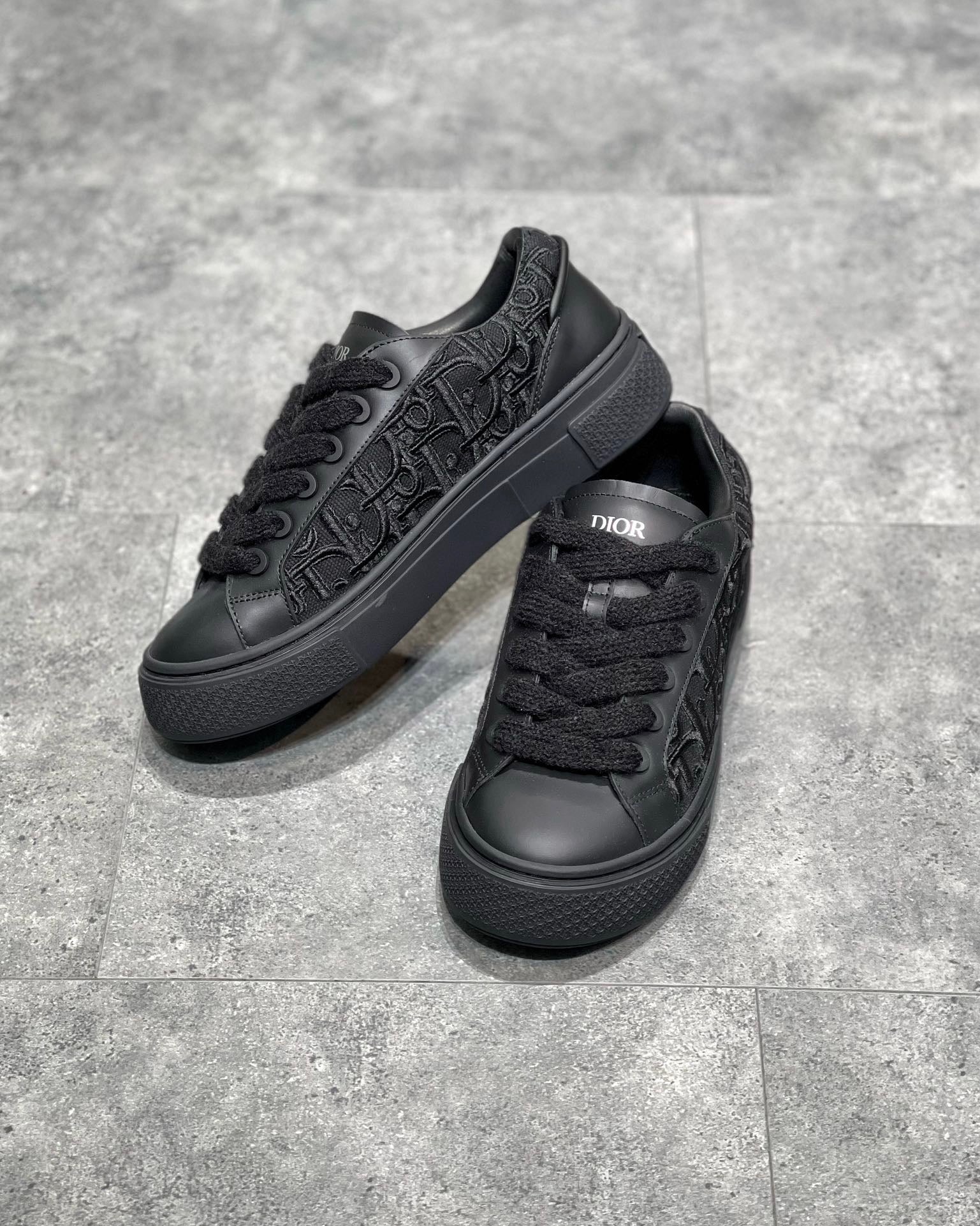 CD B33 SNEAKER