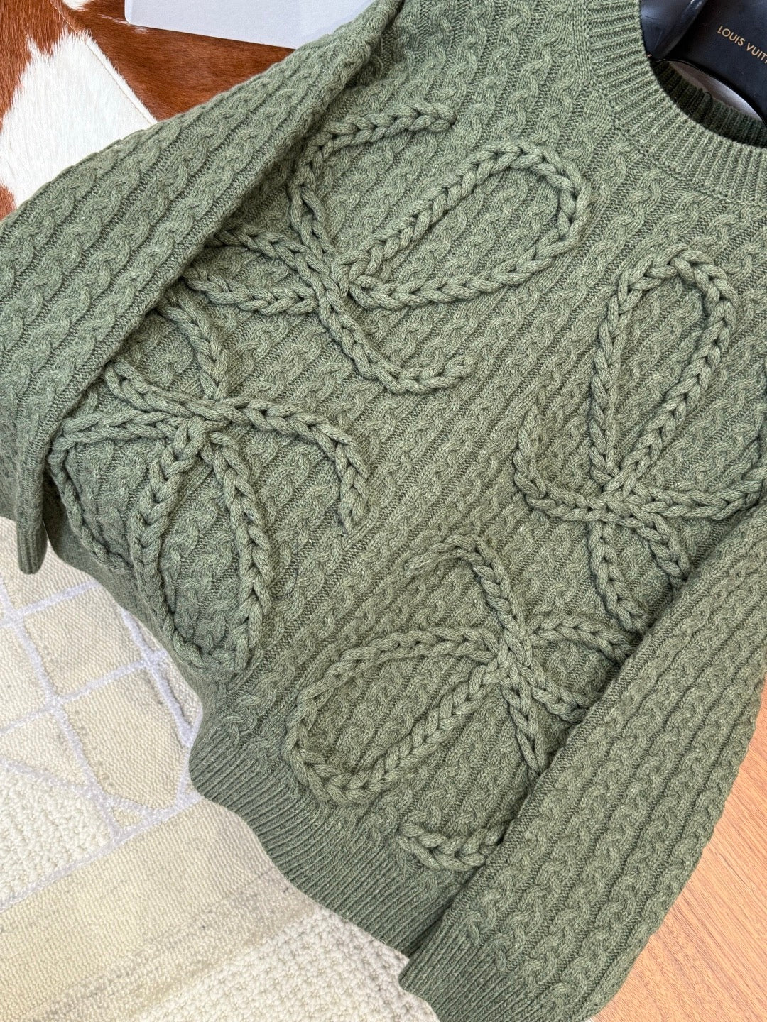 LOEW JUMPER