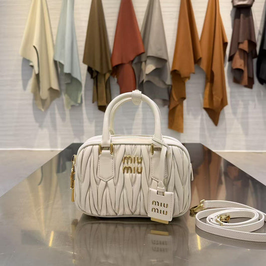 MIU M ARCADIE MATELASSE BAG