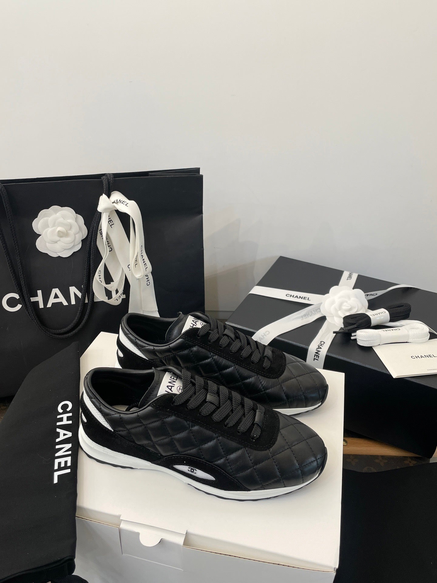 CC SNEAKER
