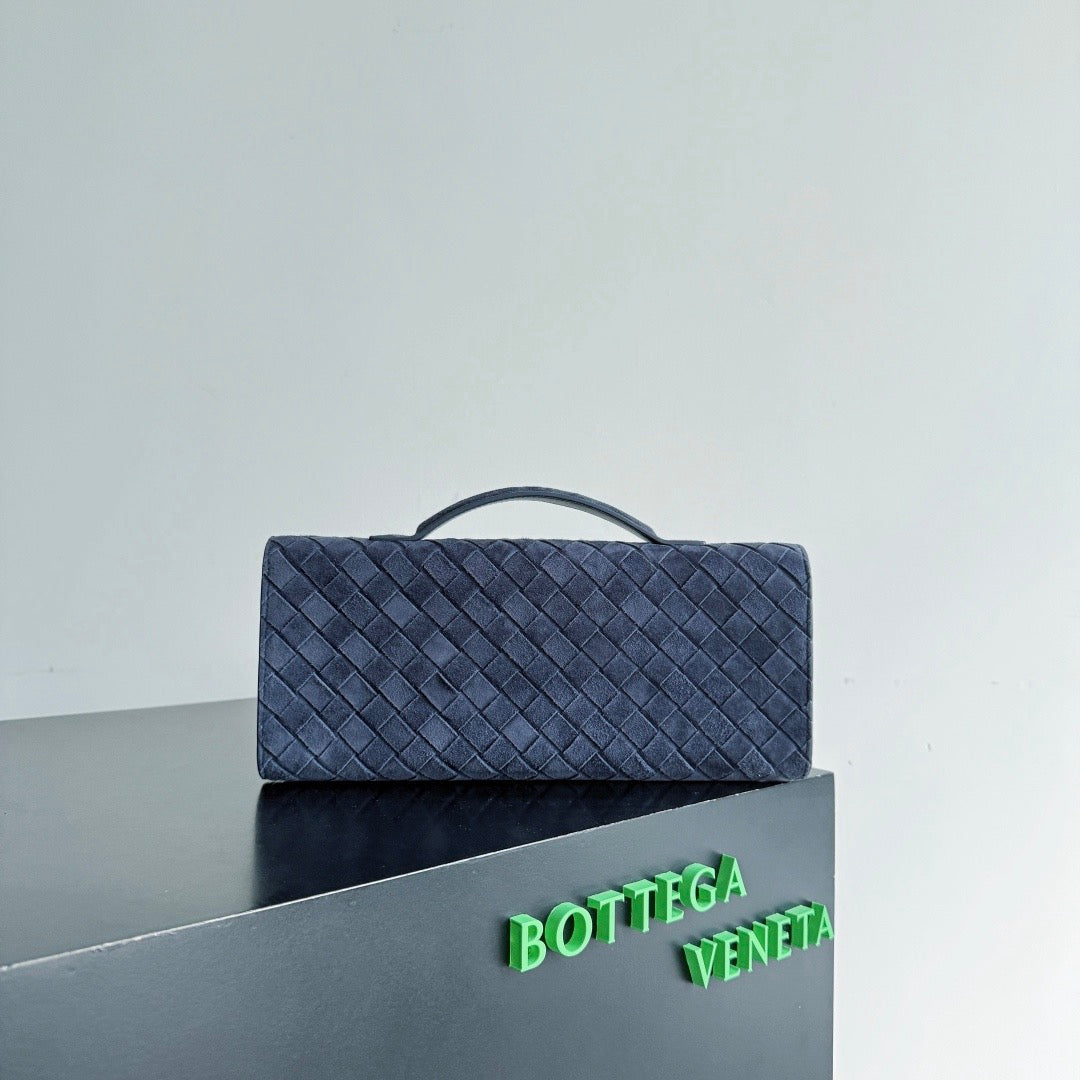 BV ANDIAMO CLUTCH