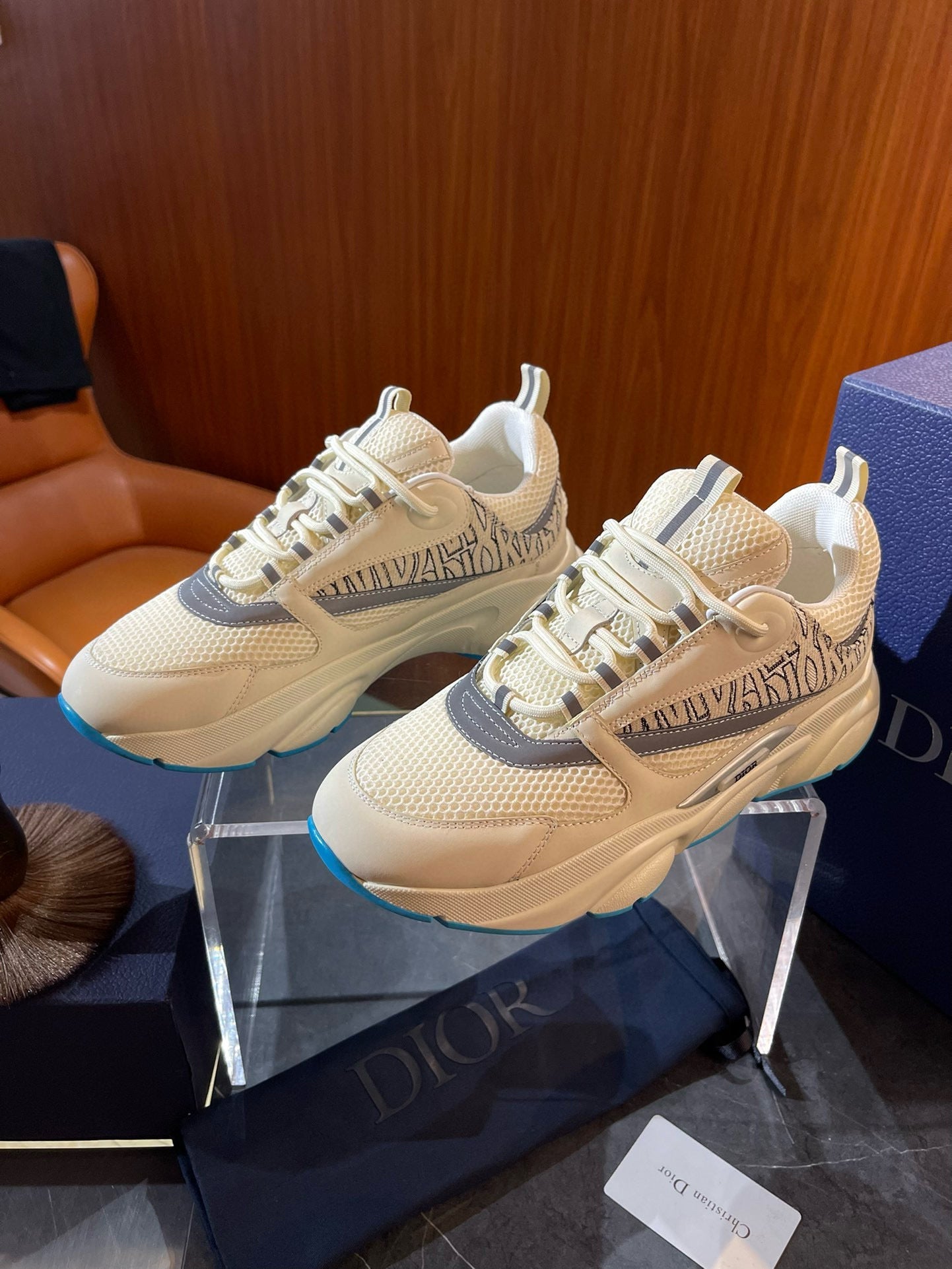 CD B22 SNEAKERS