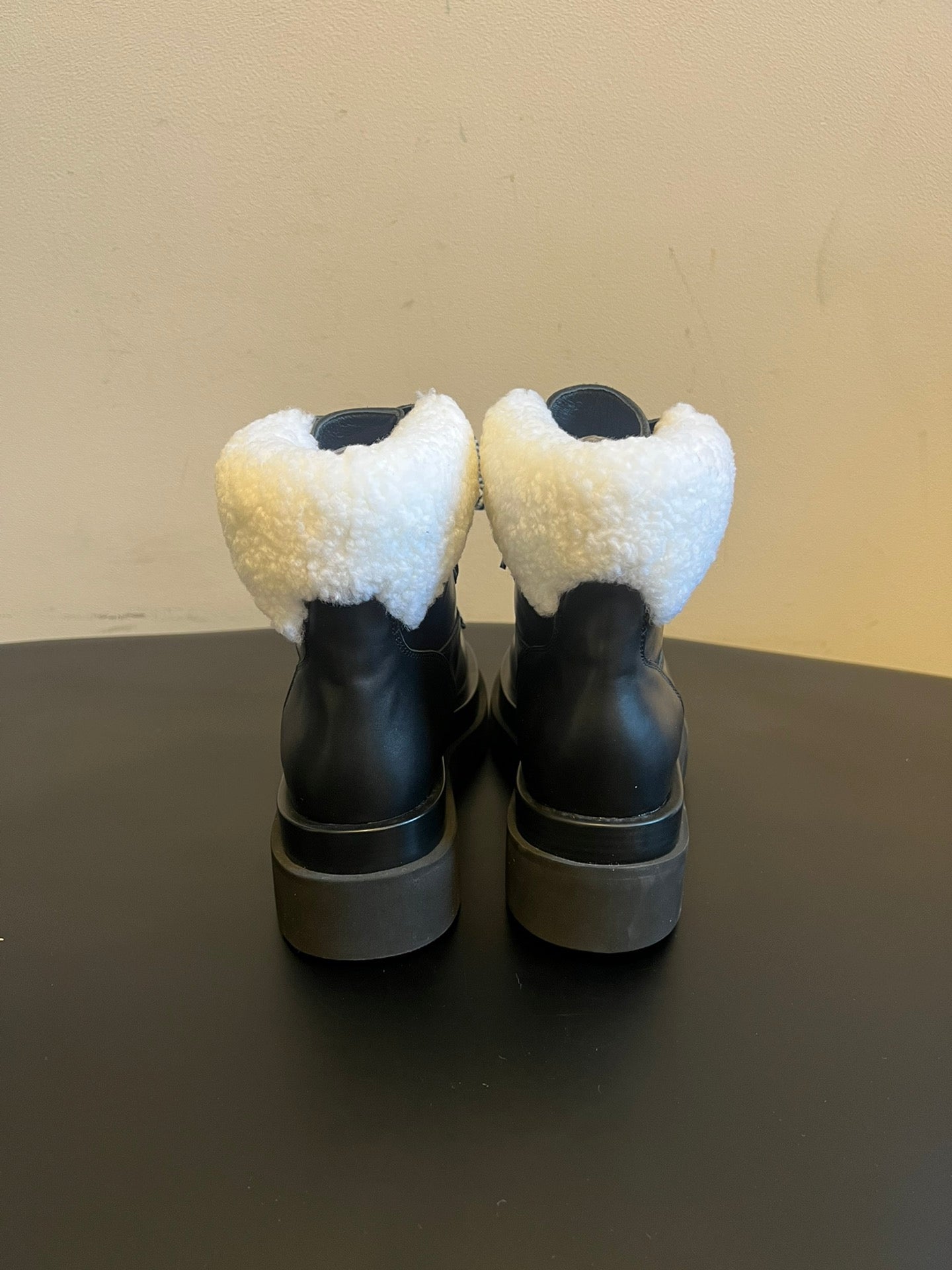 BOTT V BOOTS