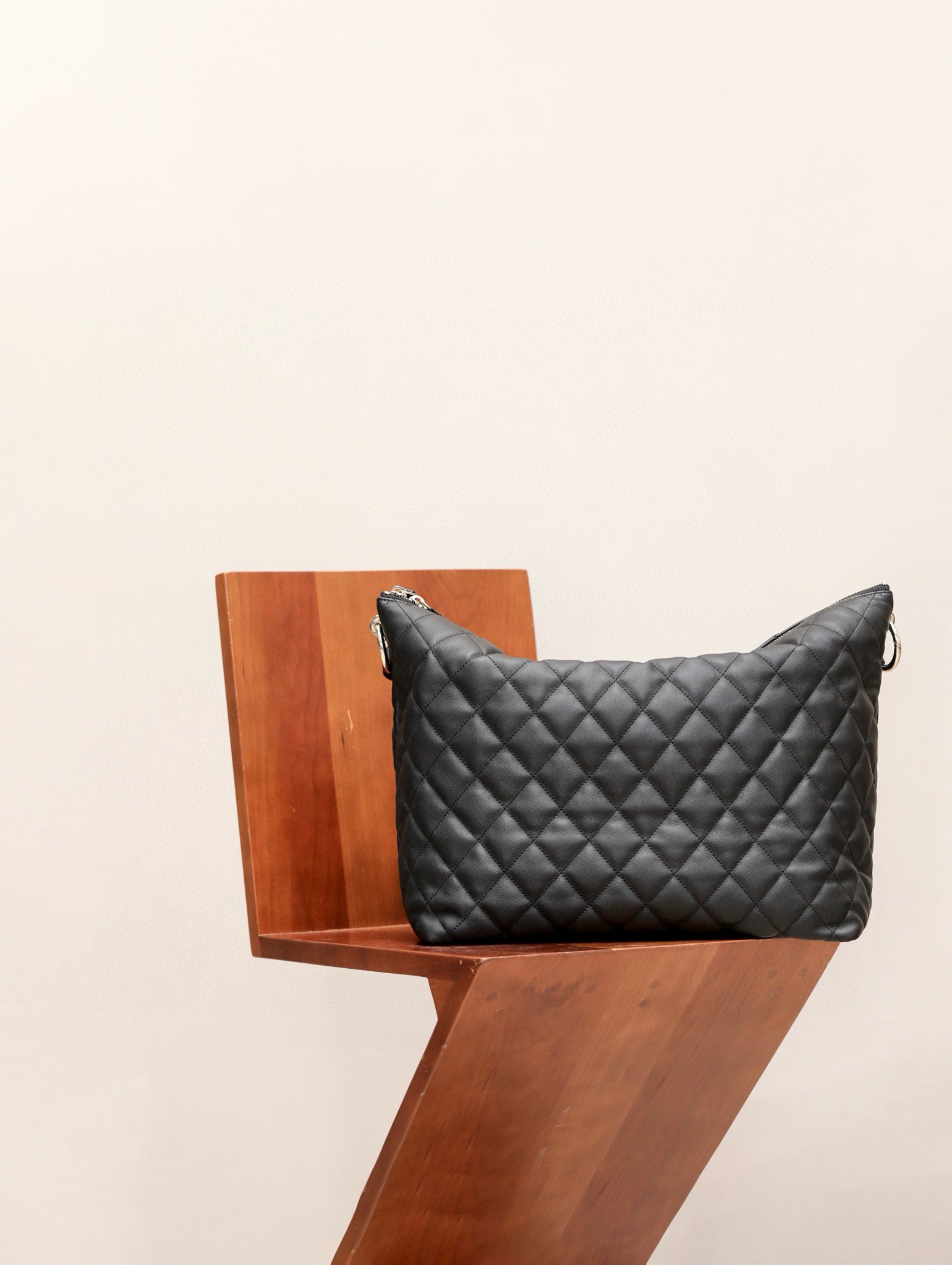 CC 23B MAXI HOBO BAG