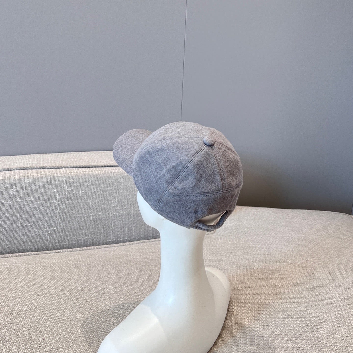 LORO P CASHMERE CAP