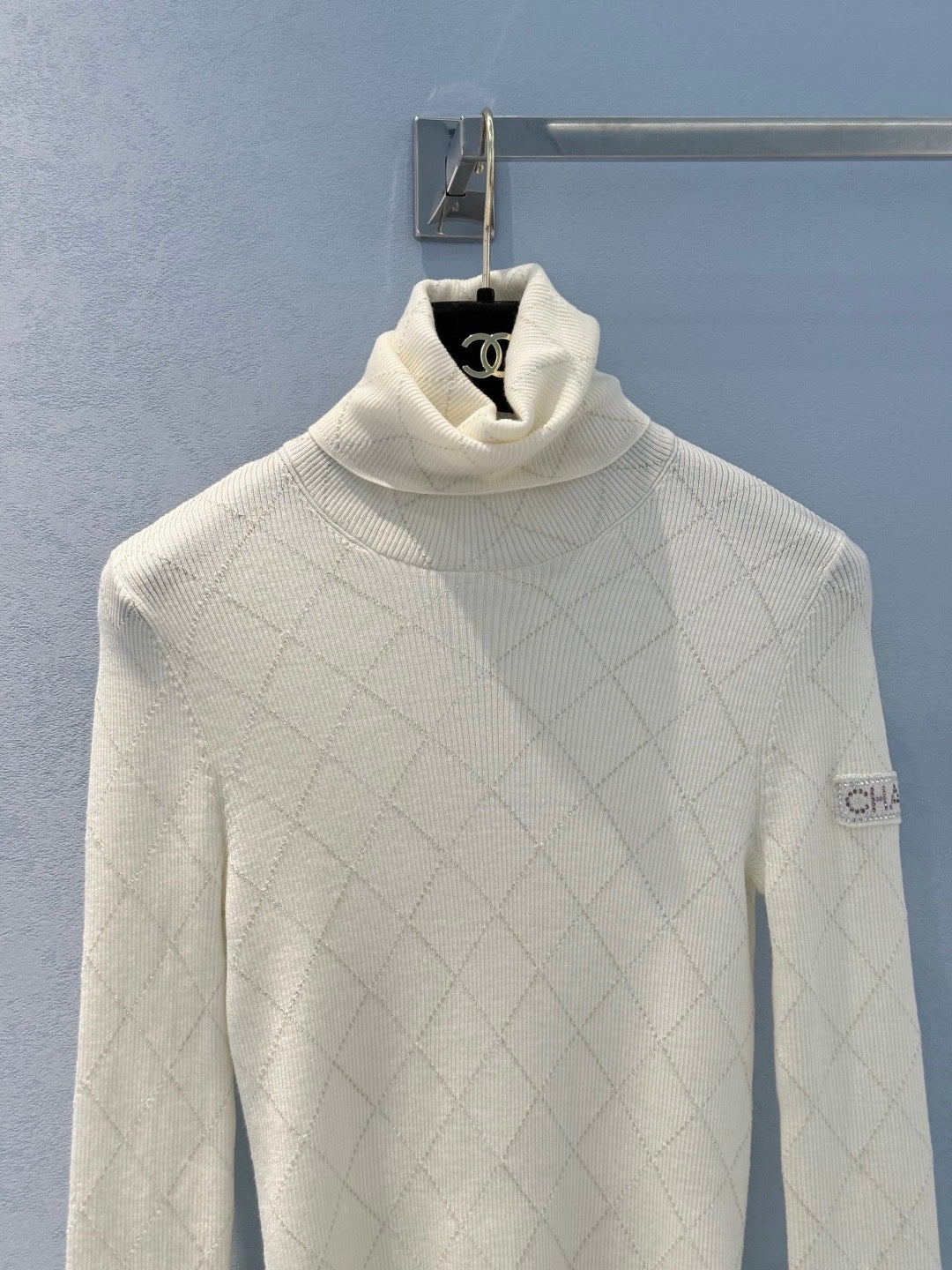 CC TURTLENECK