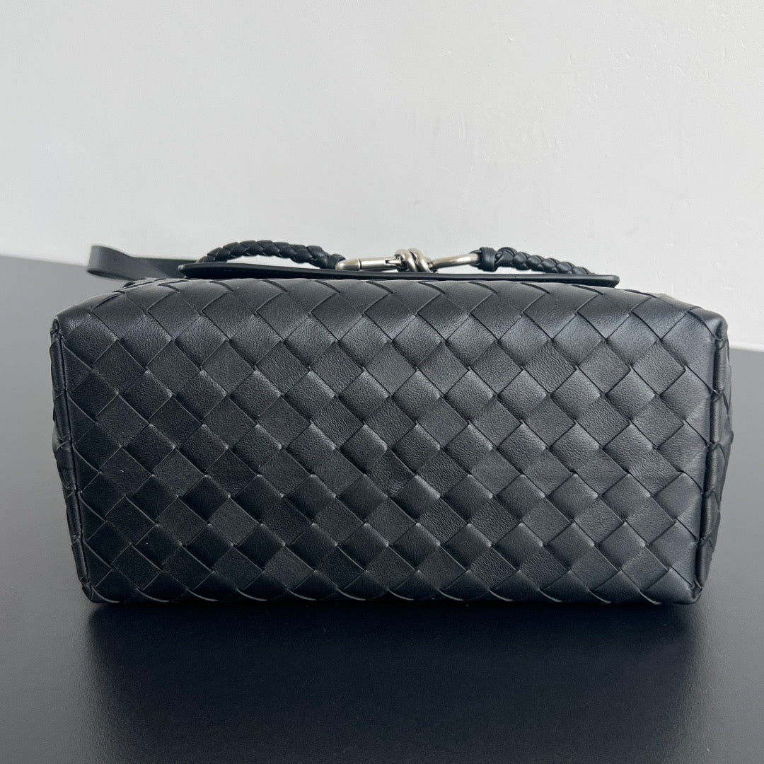 BOTT V SMALL ANDIAMO MESSENGER BAG