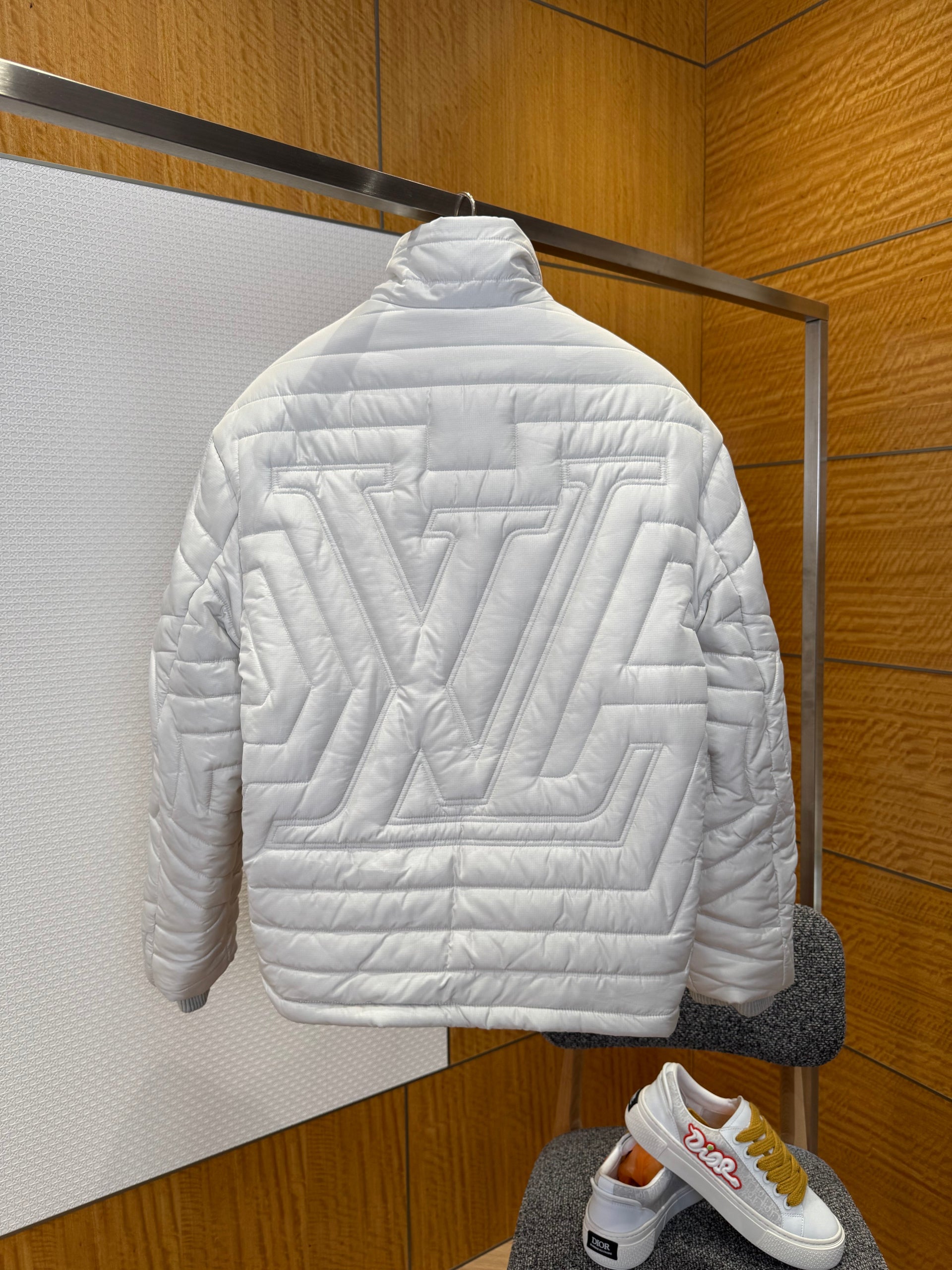 LOU JACKET