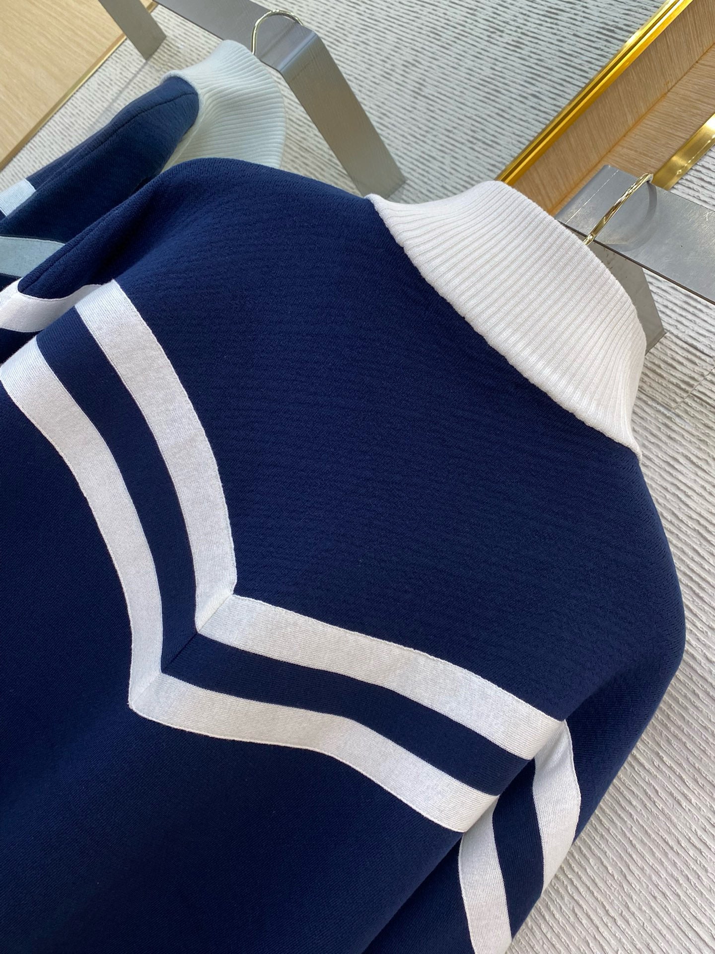 LOU ZIP JUMPER
