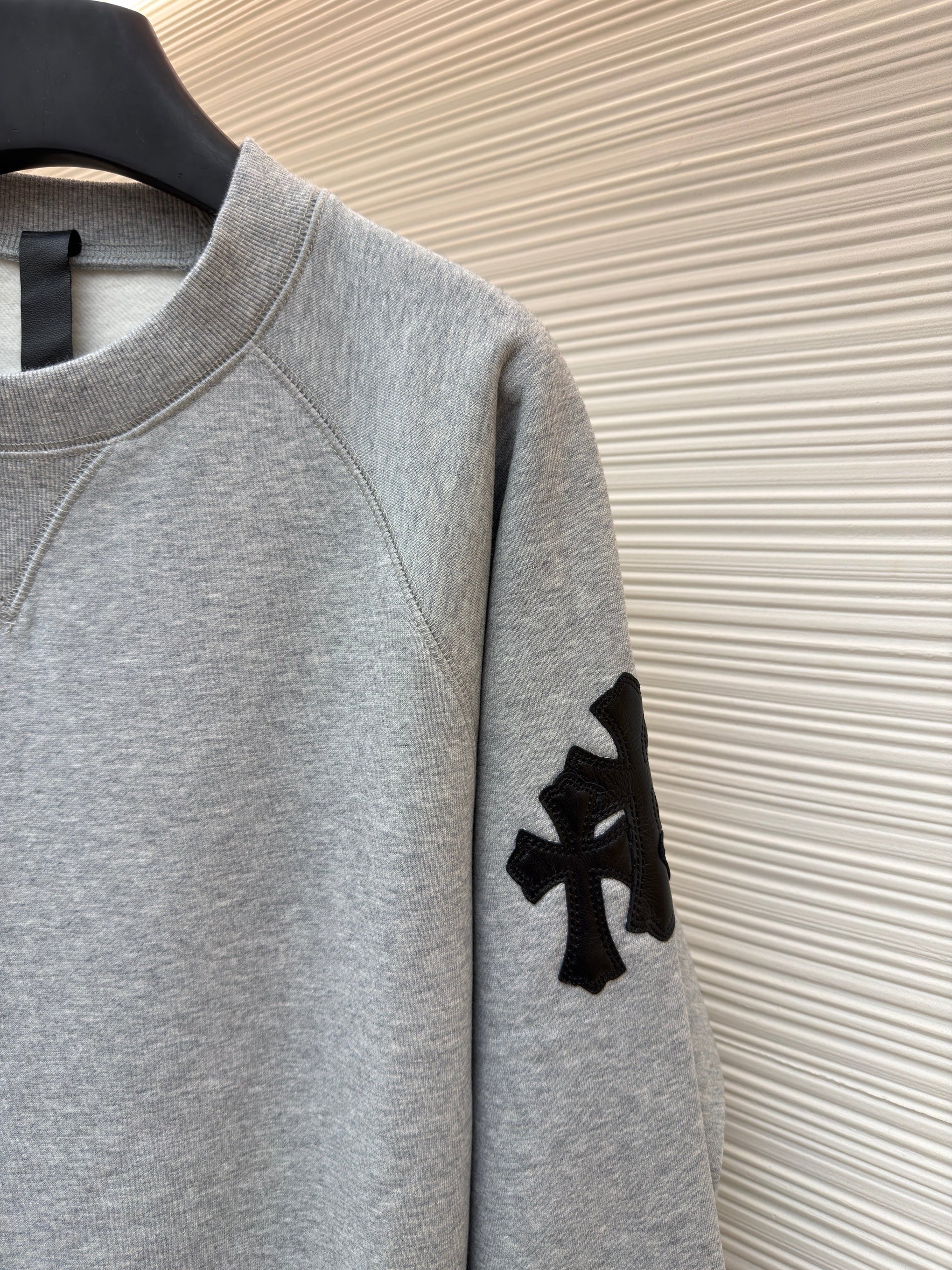 CHROME H SWEATSHIRT