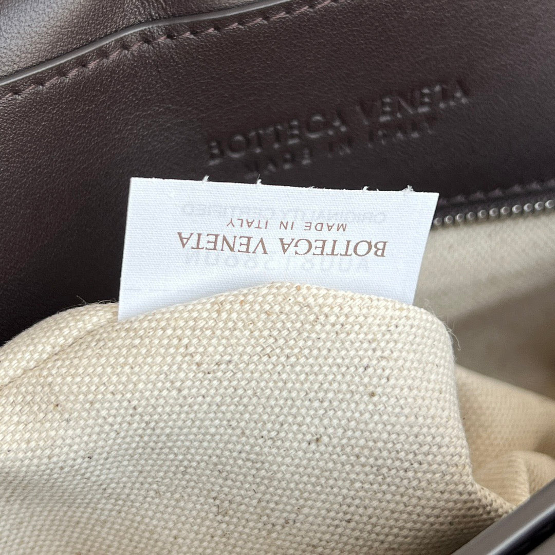 BOTT V ANDIAMO MESSENGER BAG