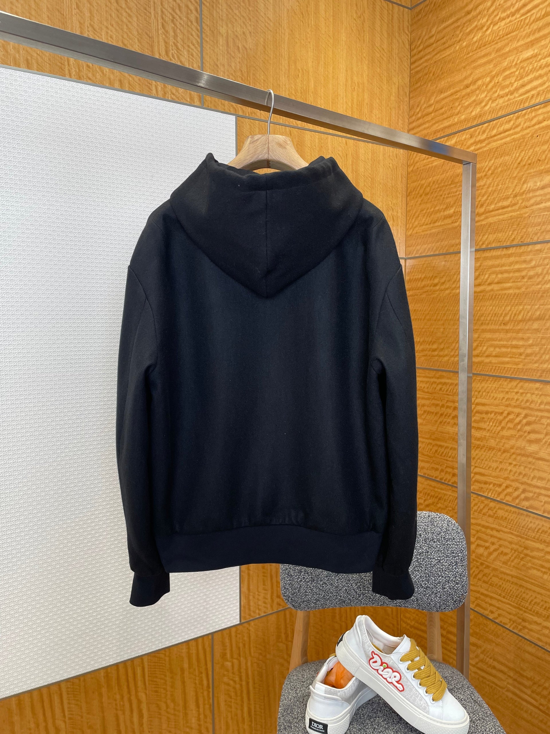 LOU ZIP HOODIE