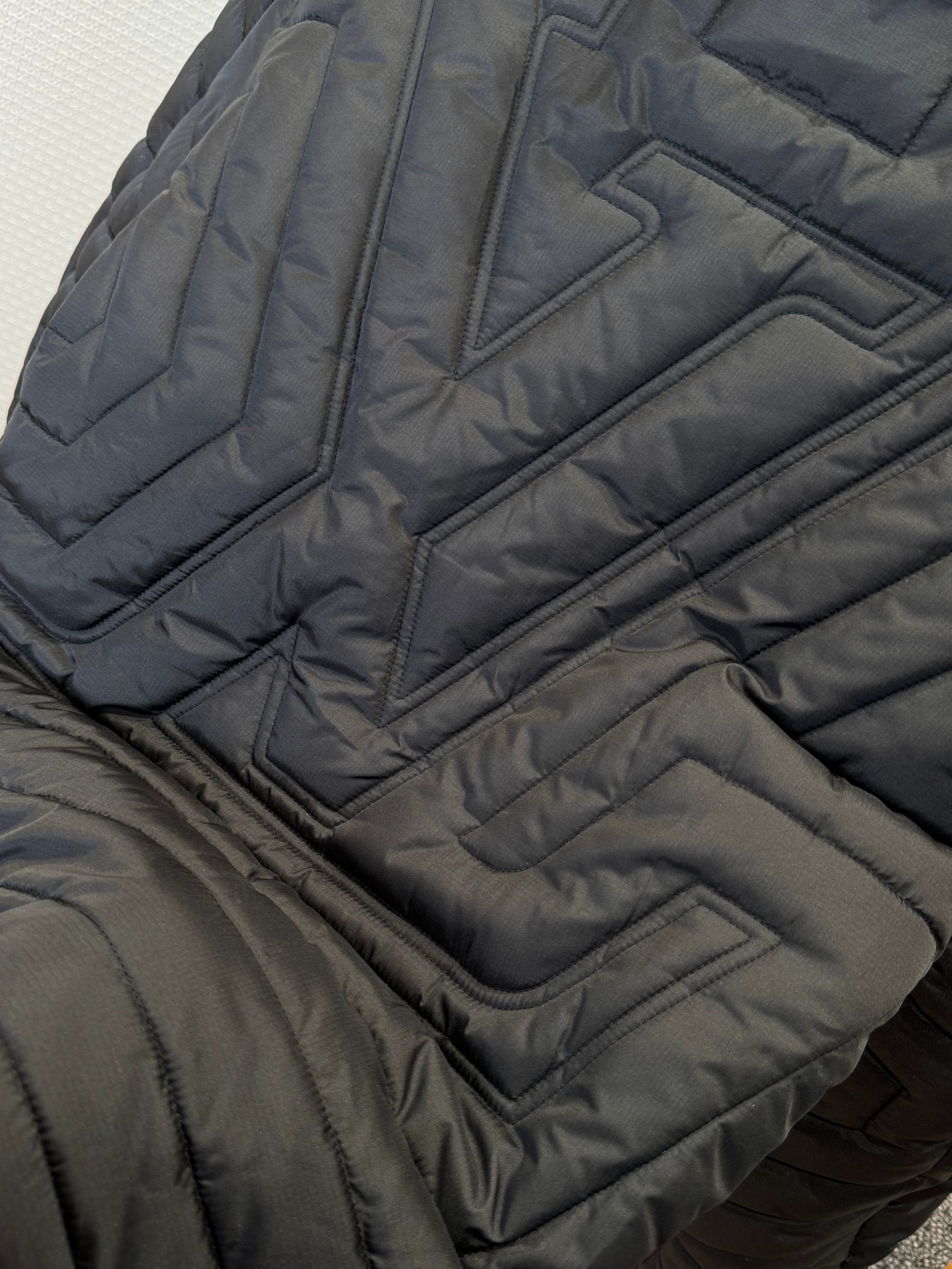 LOU JACKET