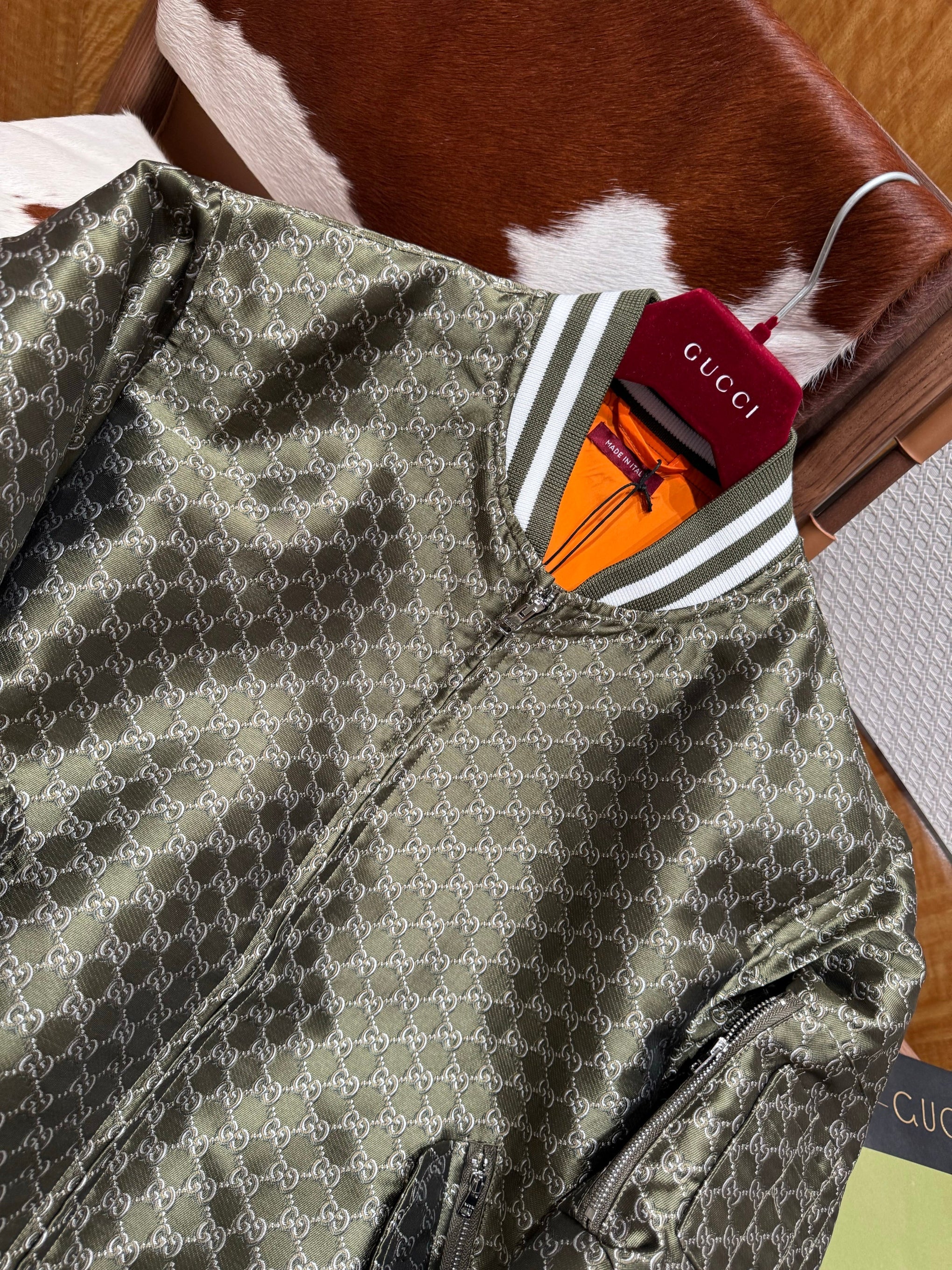 GG BOMBER JACKET
