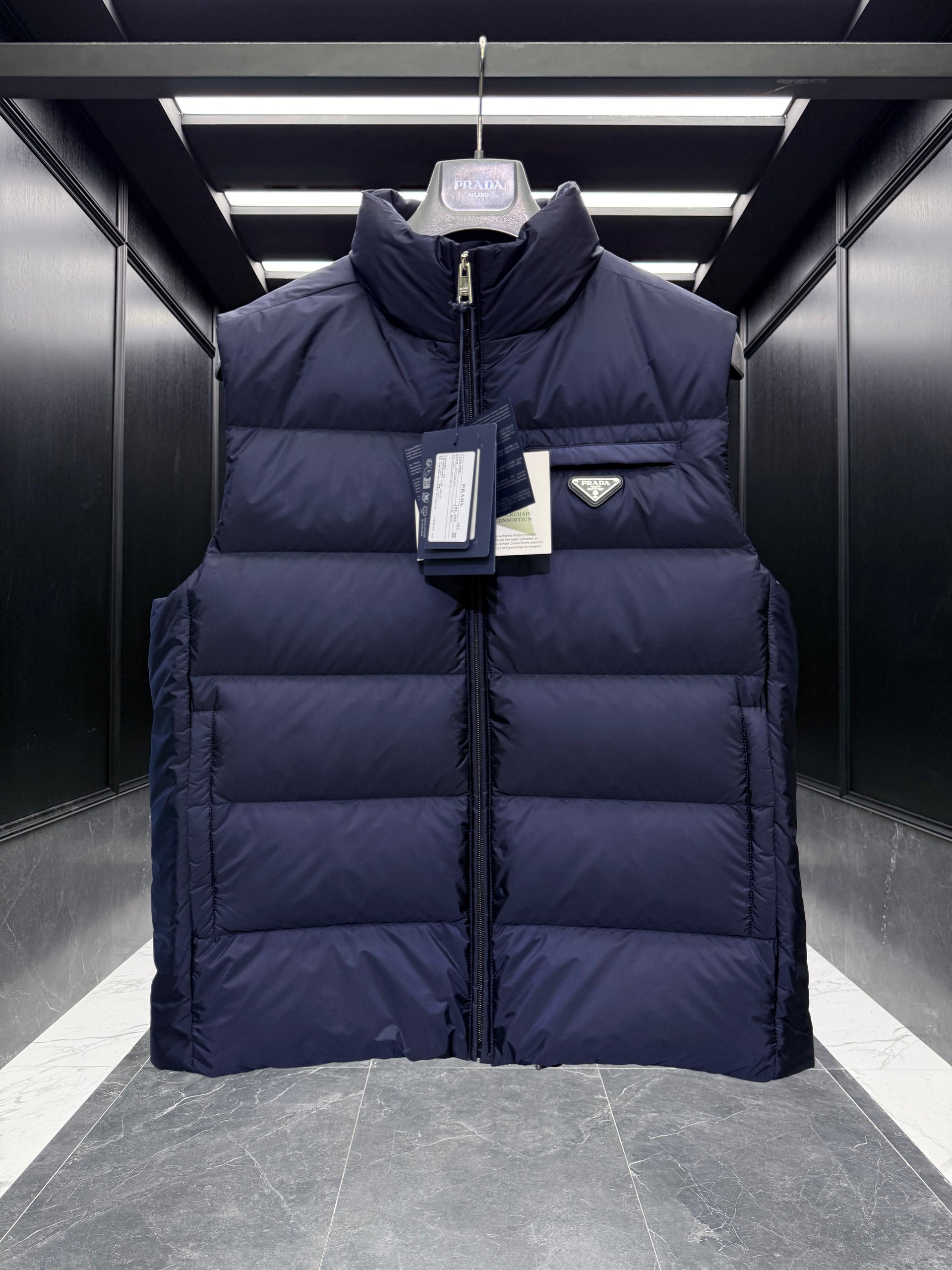 PD VEST