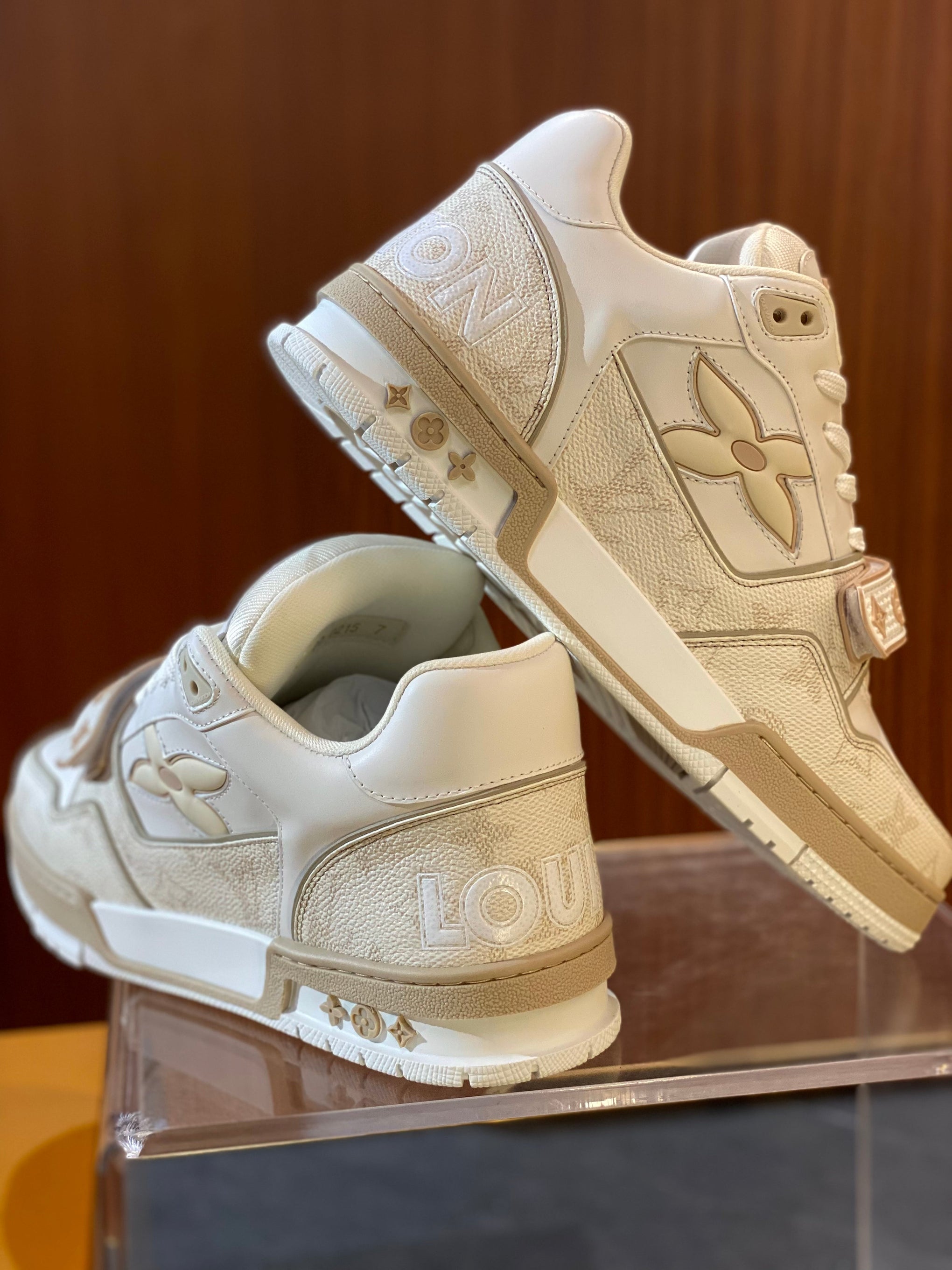 LOU TRAINERS