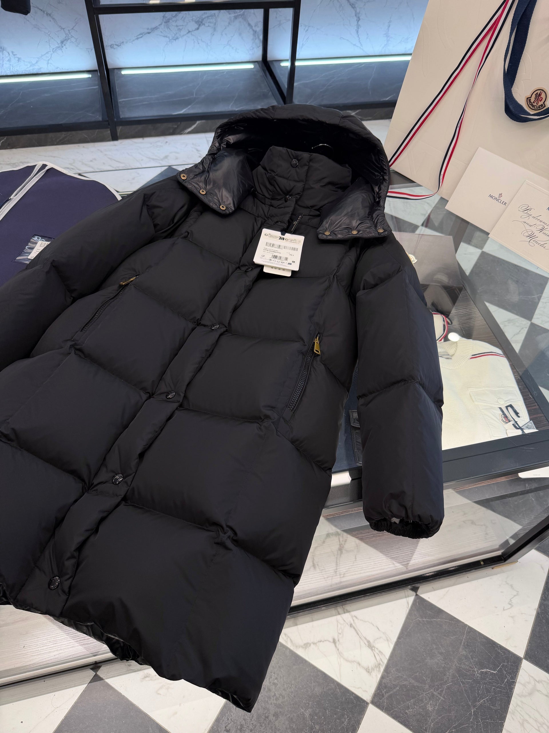 MONC LITTE COAT