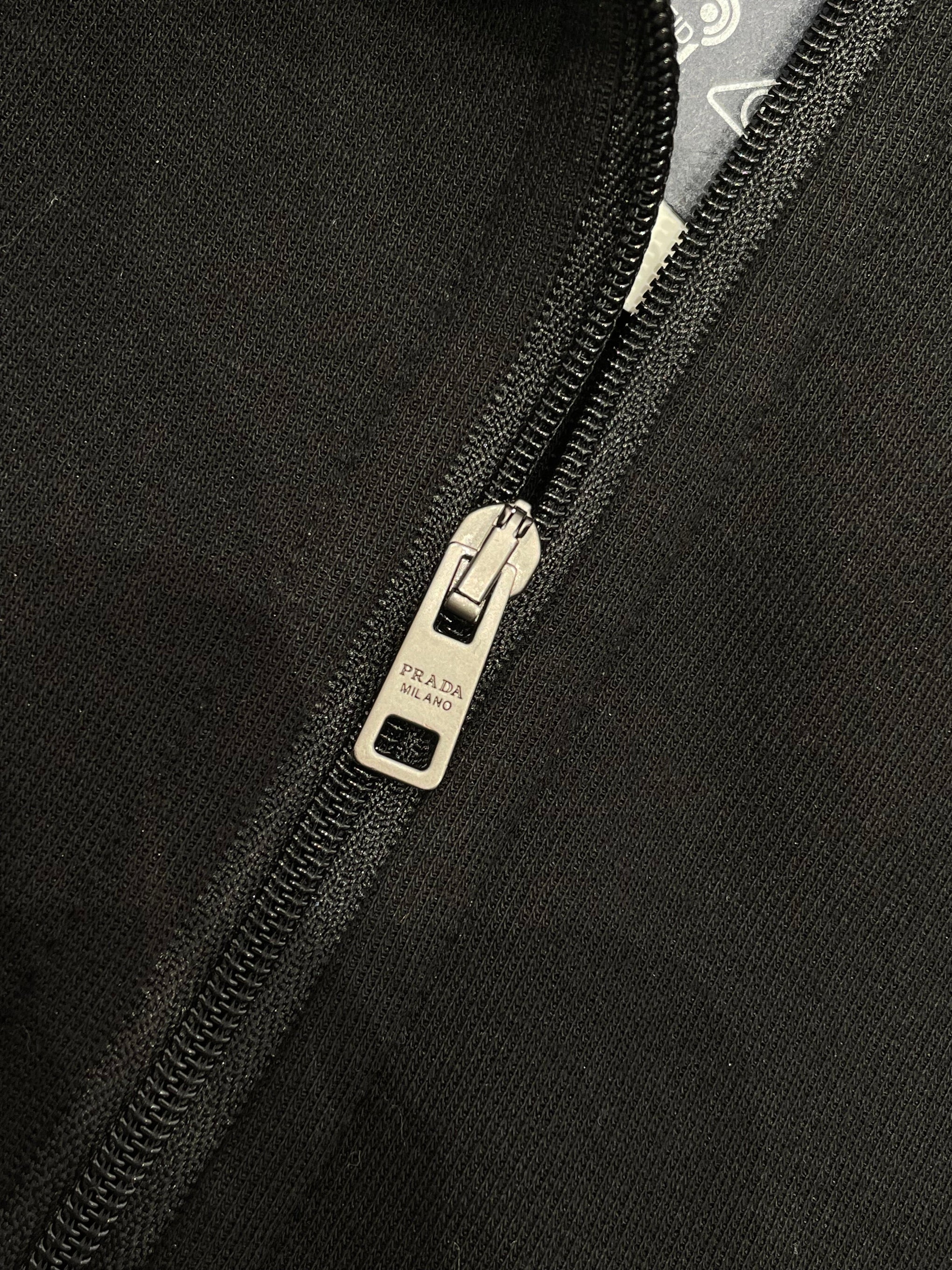 PD ZIP JUMPER