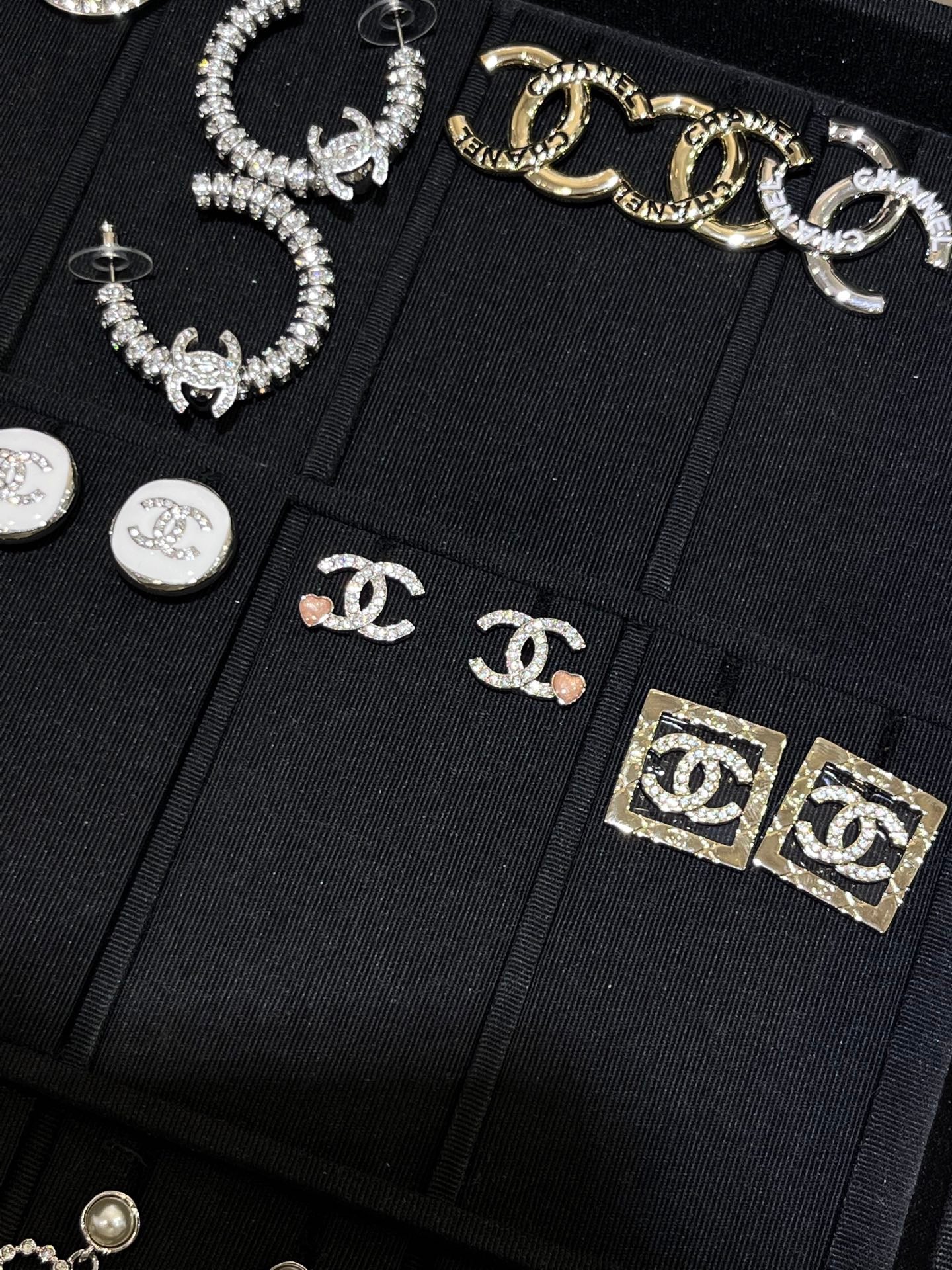 CC EARRINGS