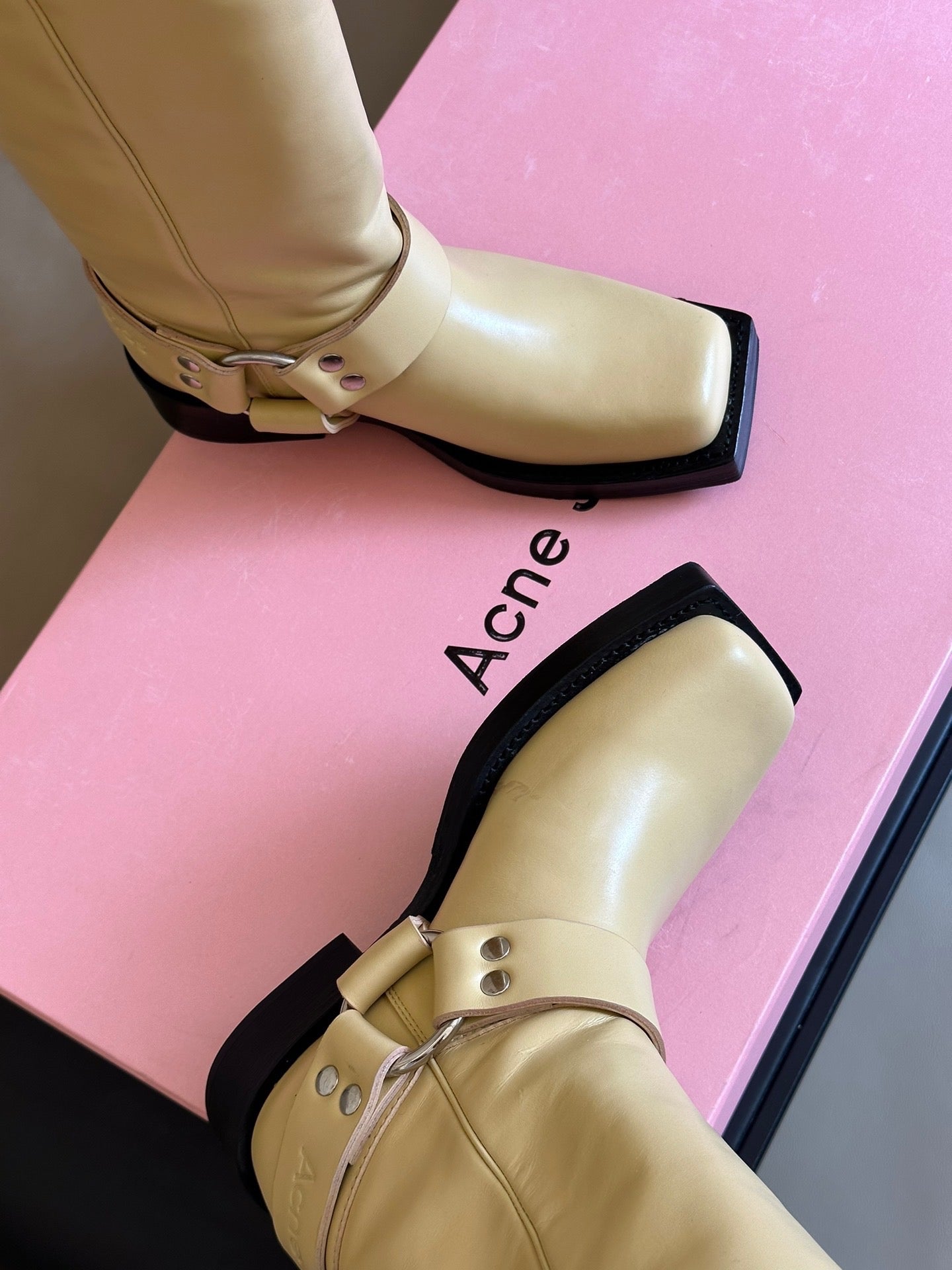 ACNE BOOTS