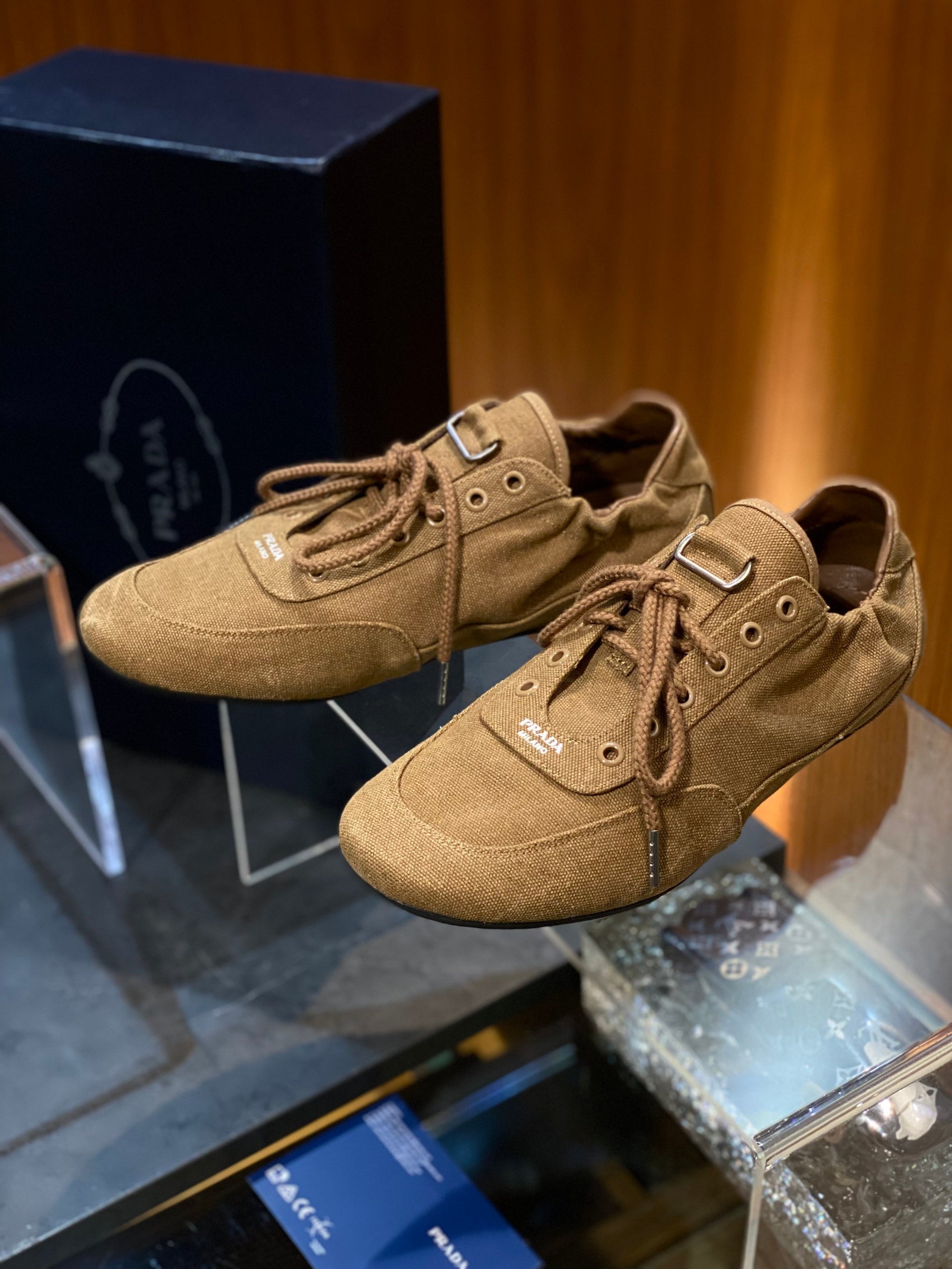 PD COLLAPSE SNEAKER
