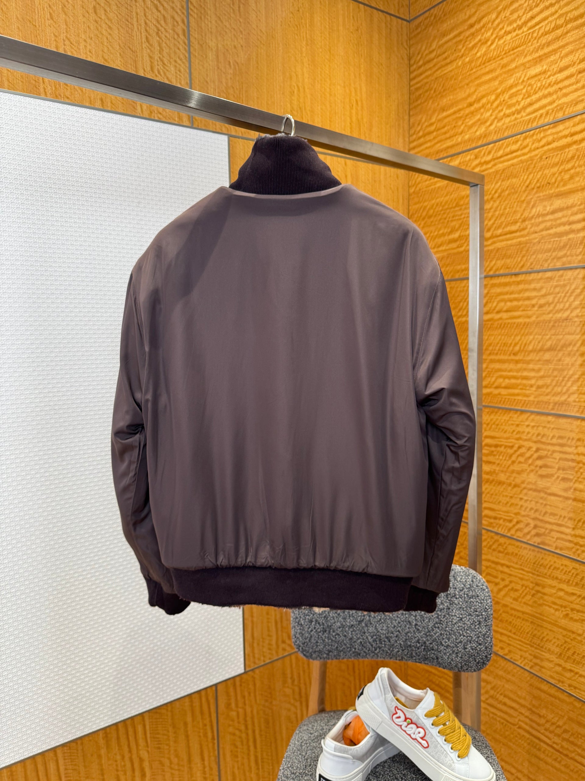LOU JACKET