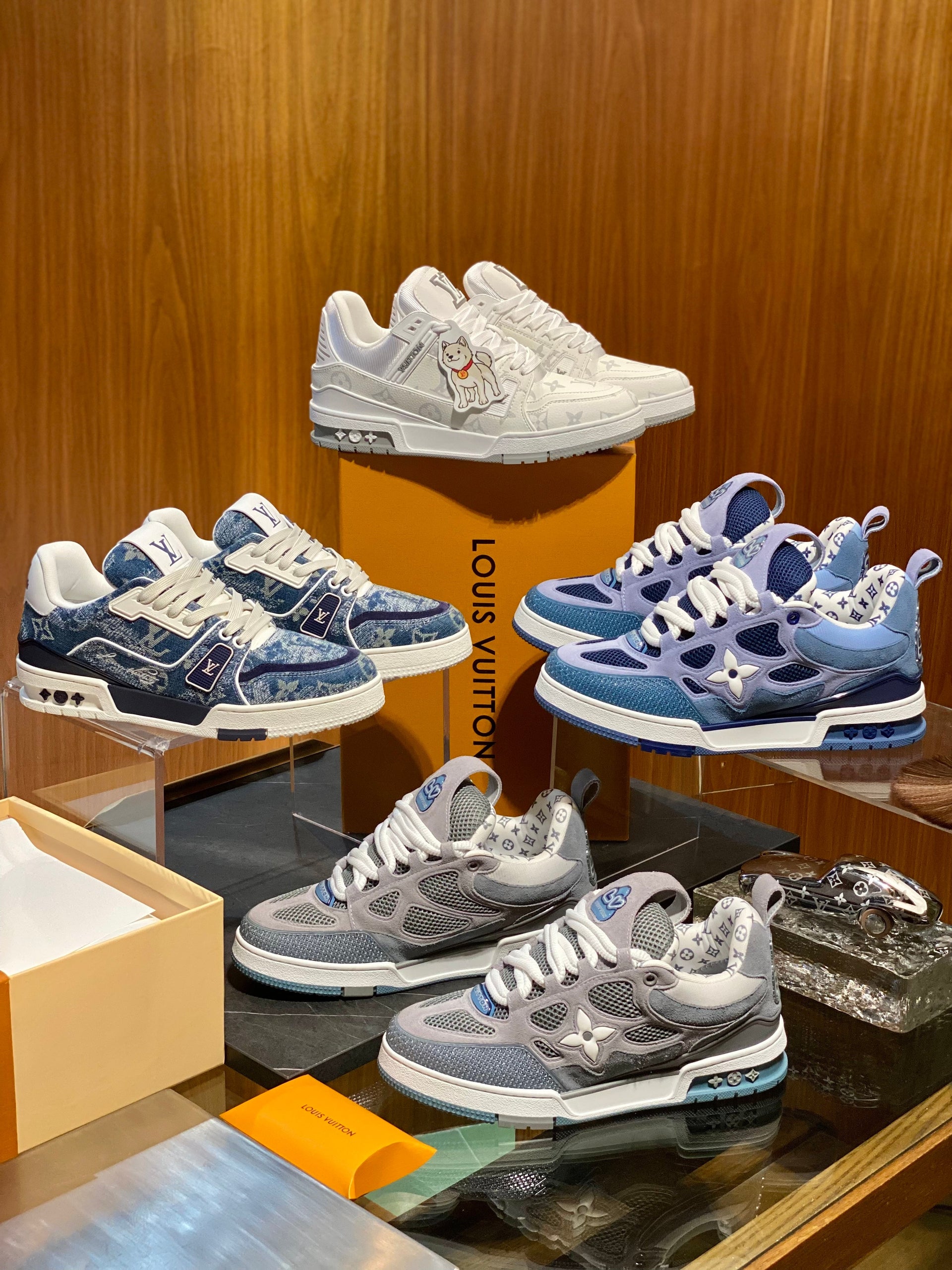 LOU TRAINERS