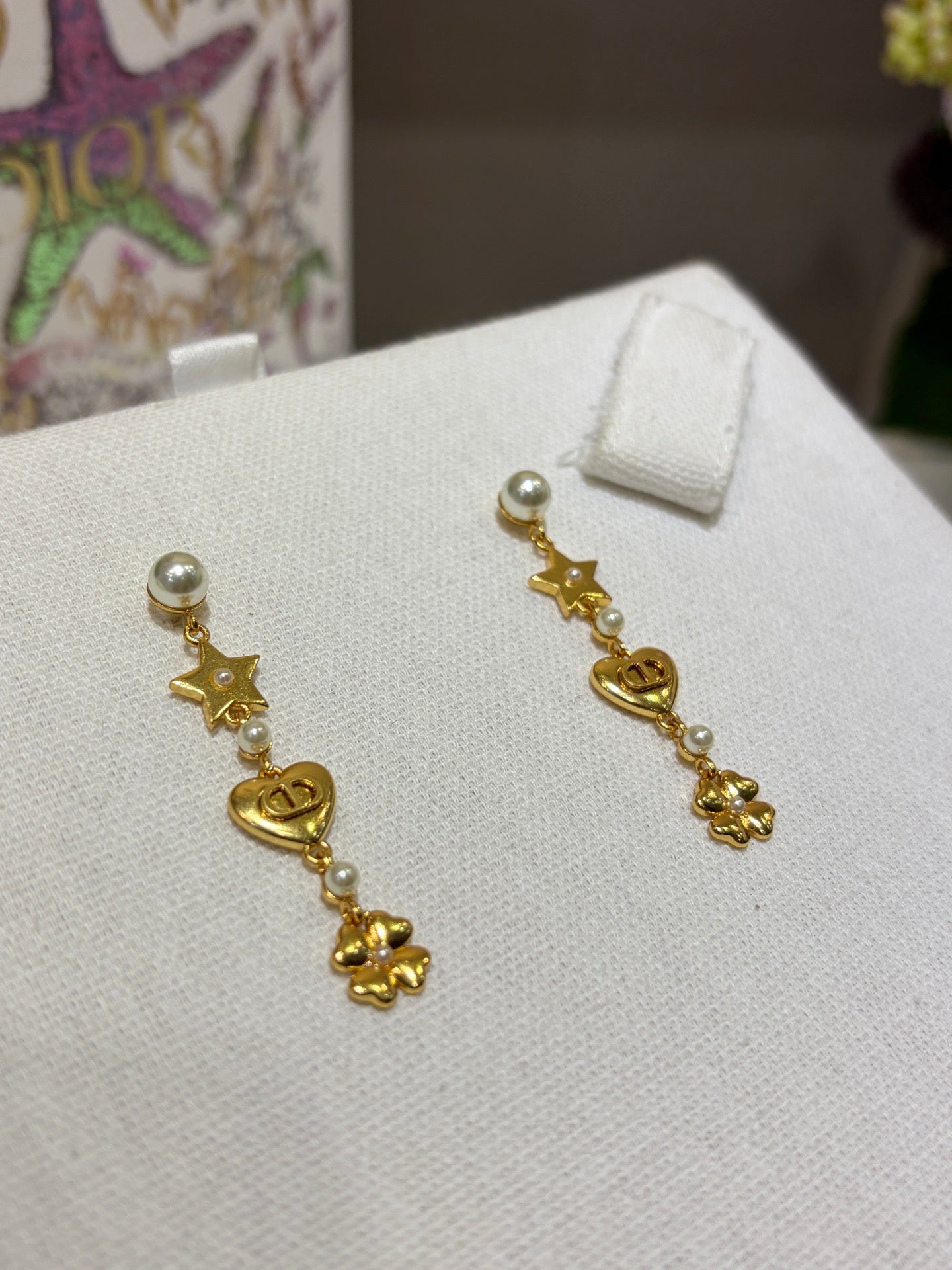 CD EARRINGS