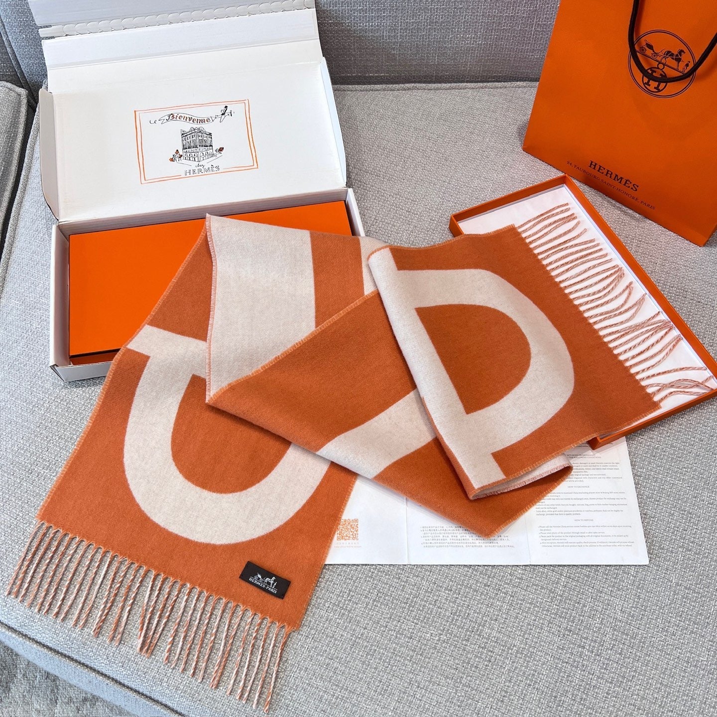 HERM SCARF