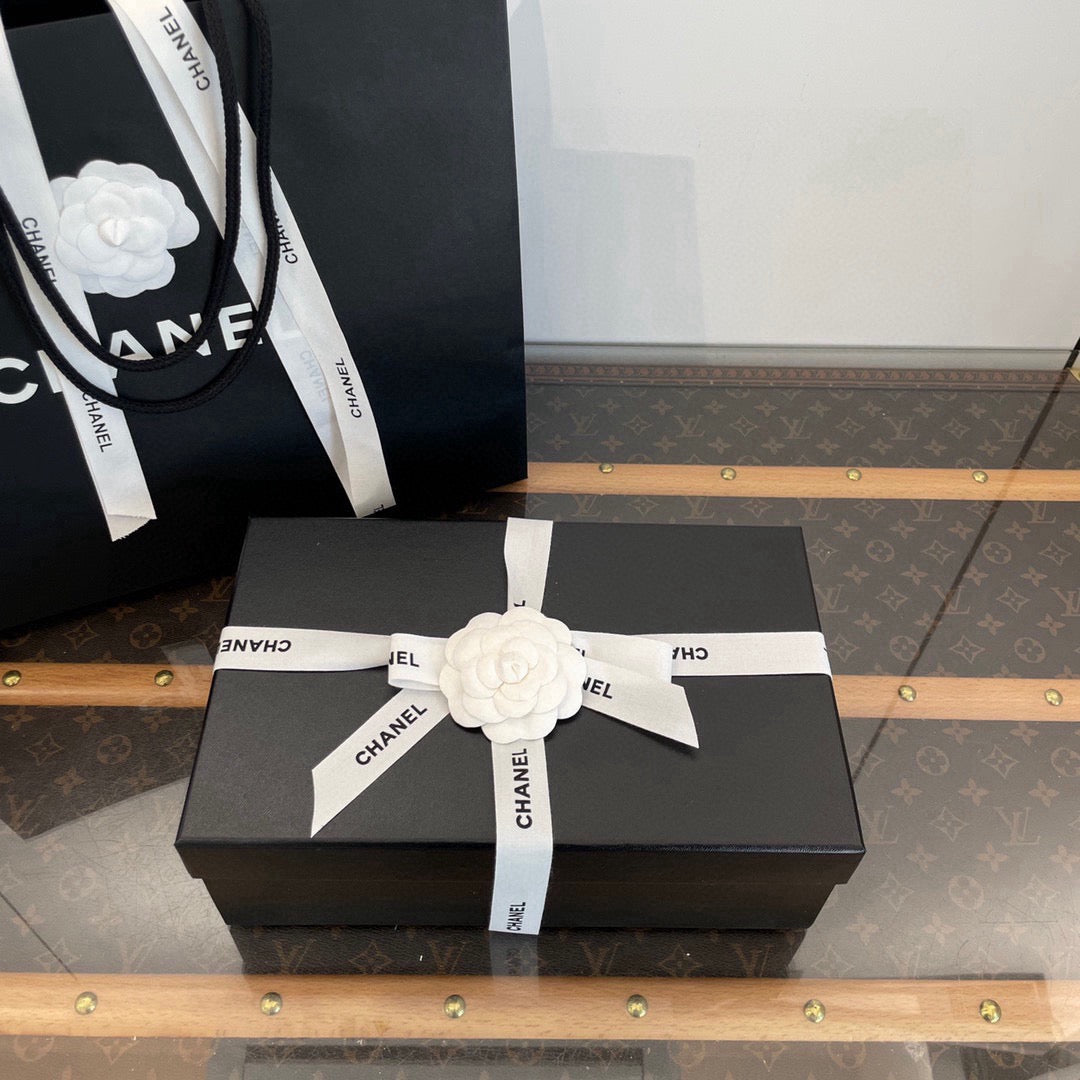 CC SNEAKER