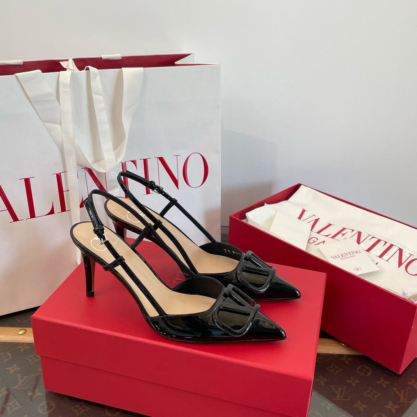 VAL HEELS