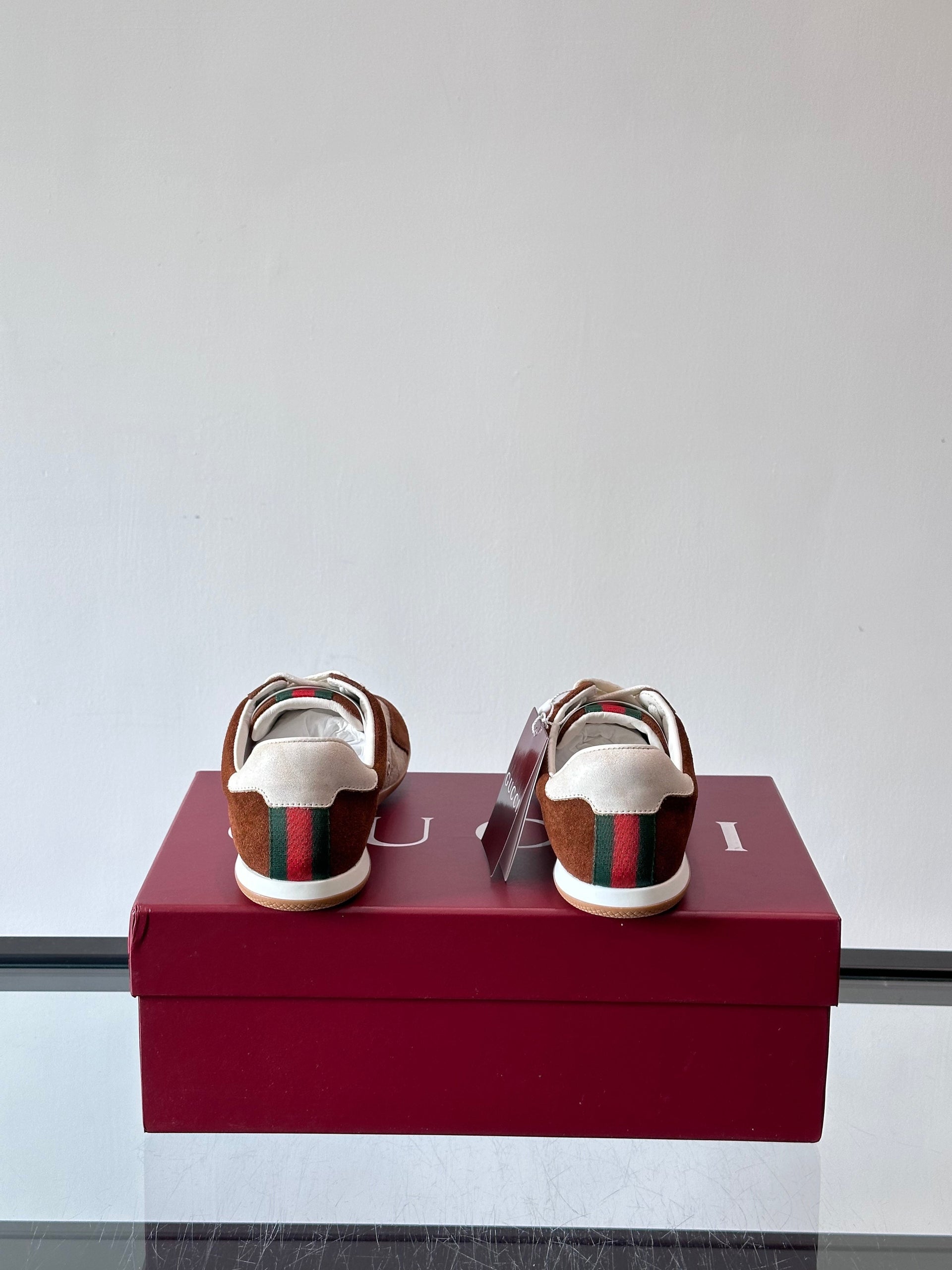 GG SHIFT SNEAKERS