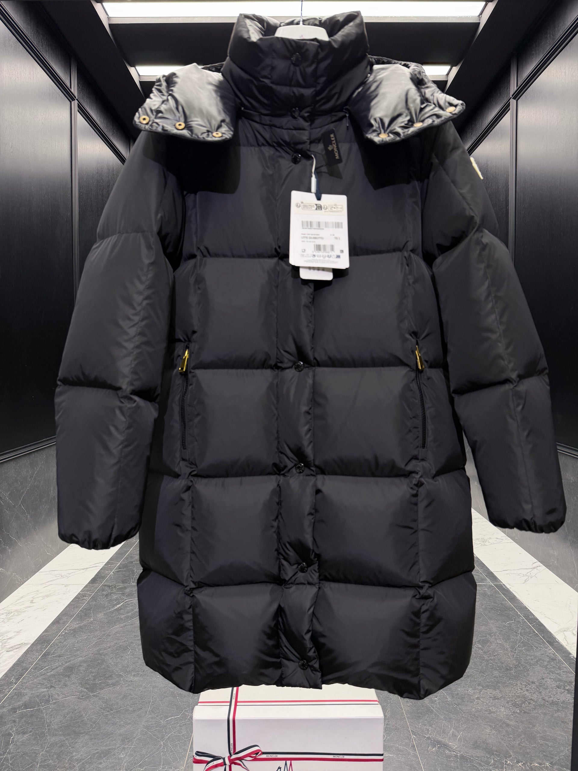 MONC LITTE COAT