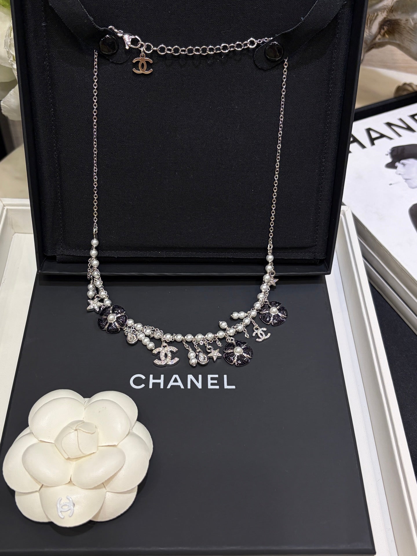 CC NECKLACE