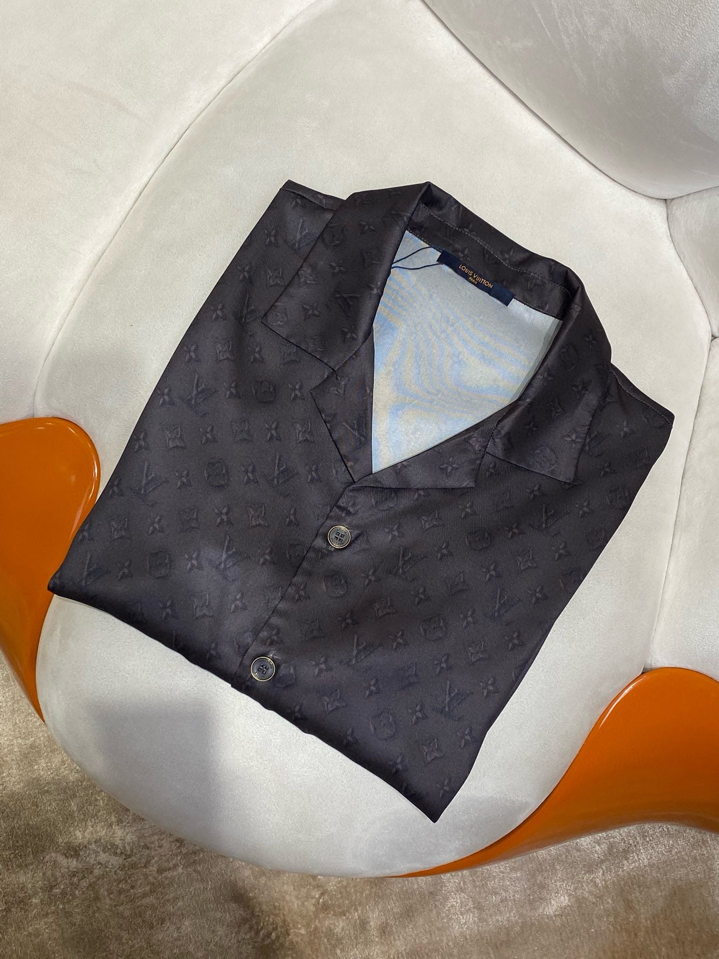 LOU SHIRT