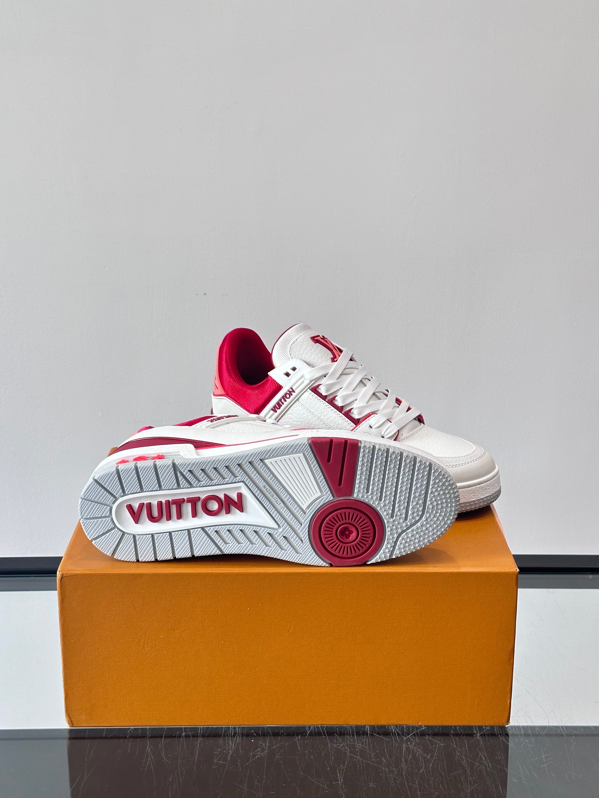 LOU TRAINERS
