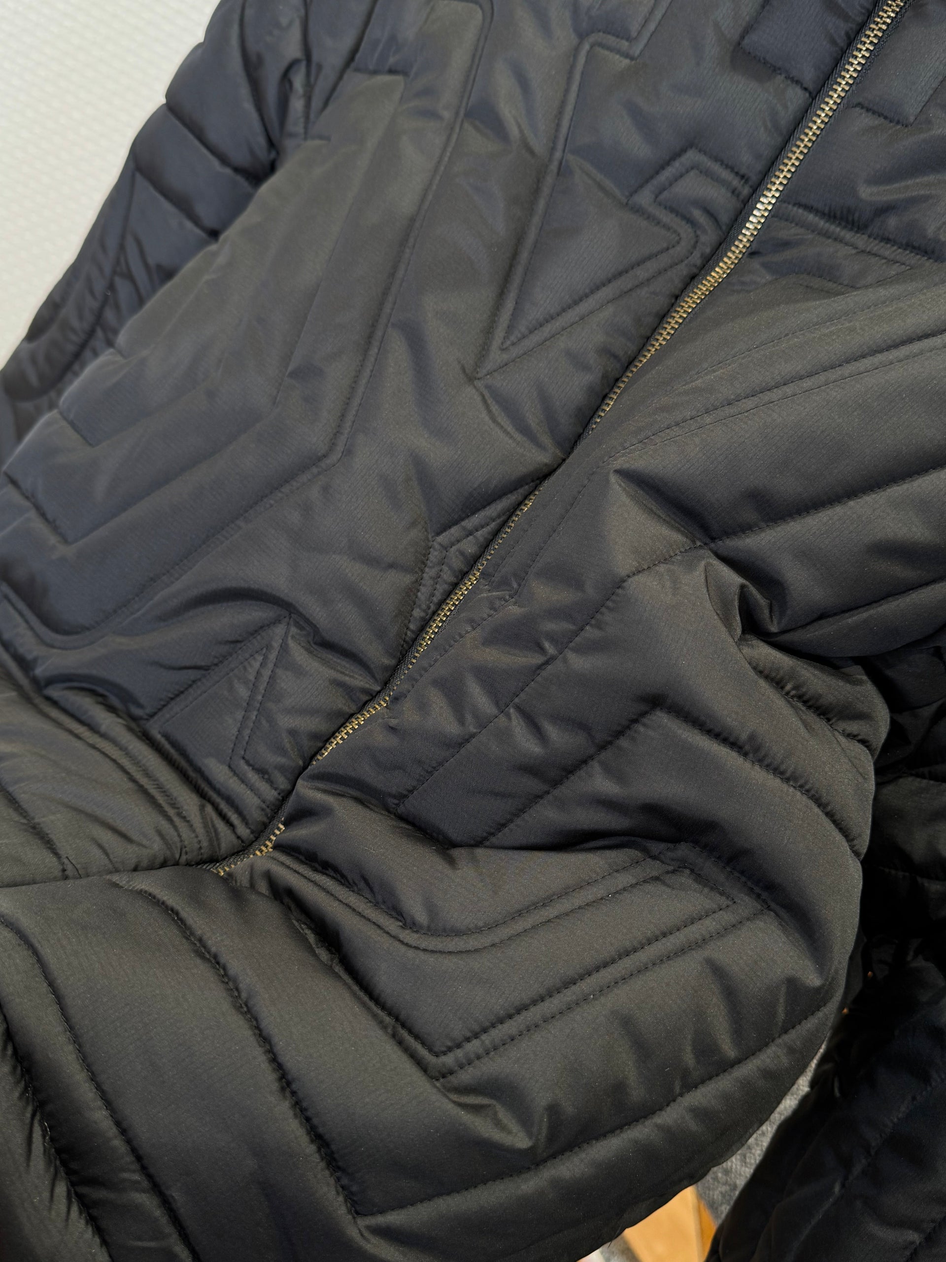 LOU JACKET