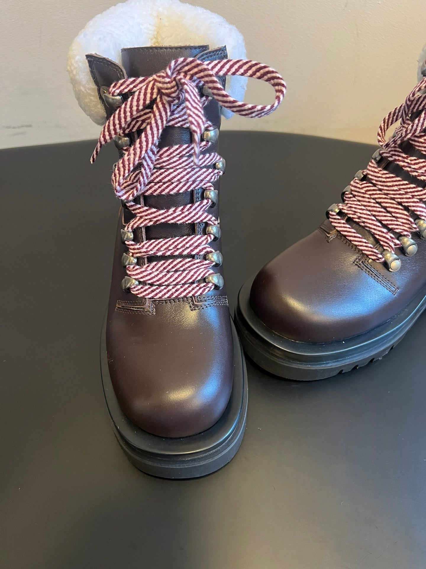 BOTT V BOOTS
