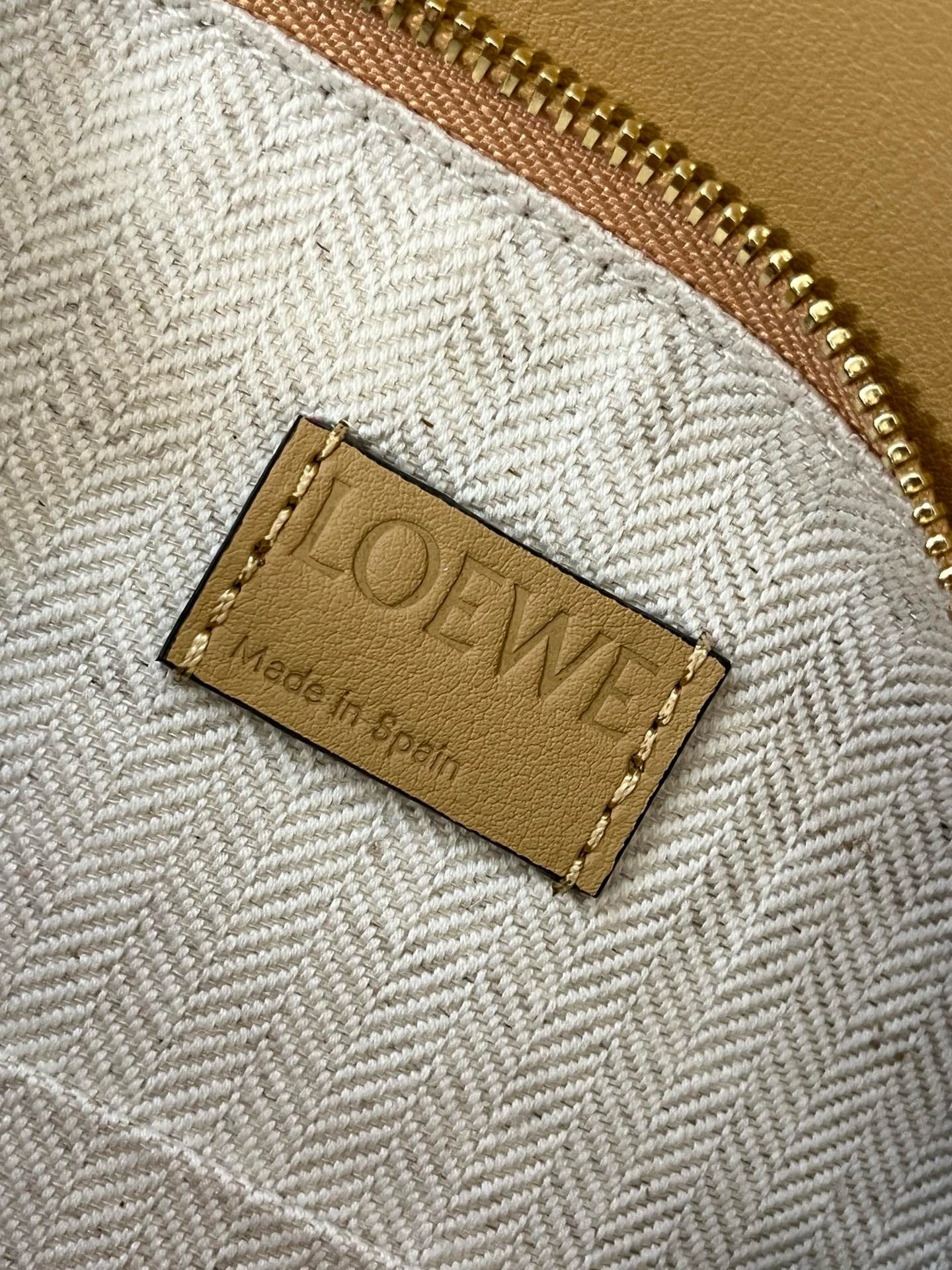 LOEW SMALL PUZZLE BAG