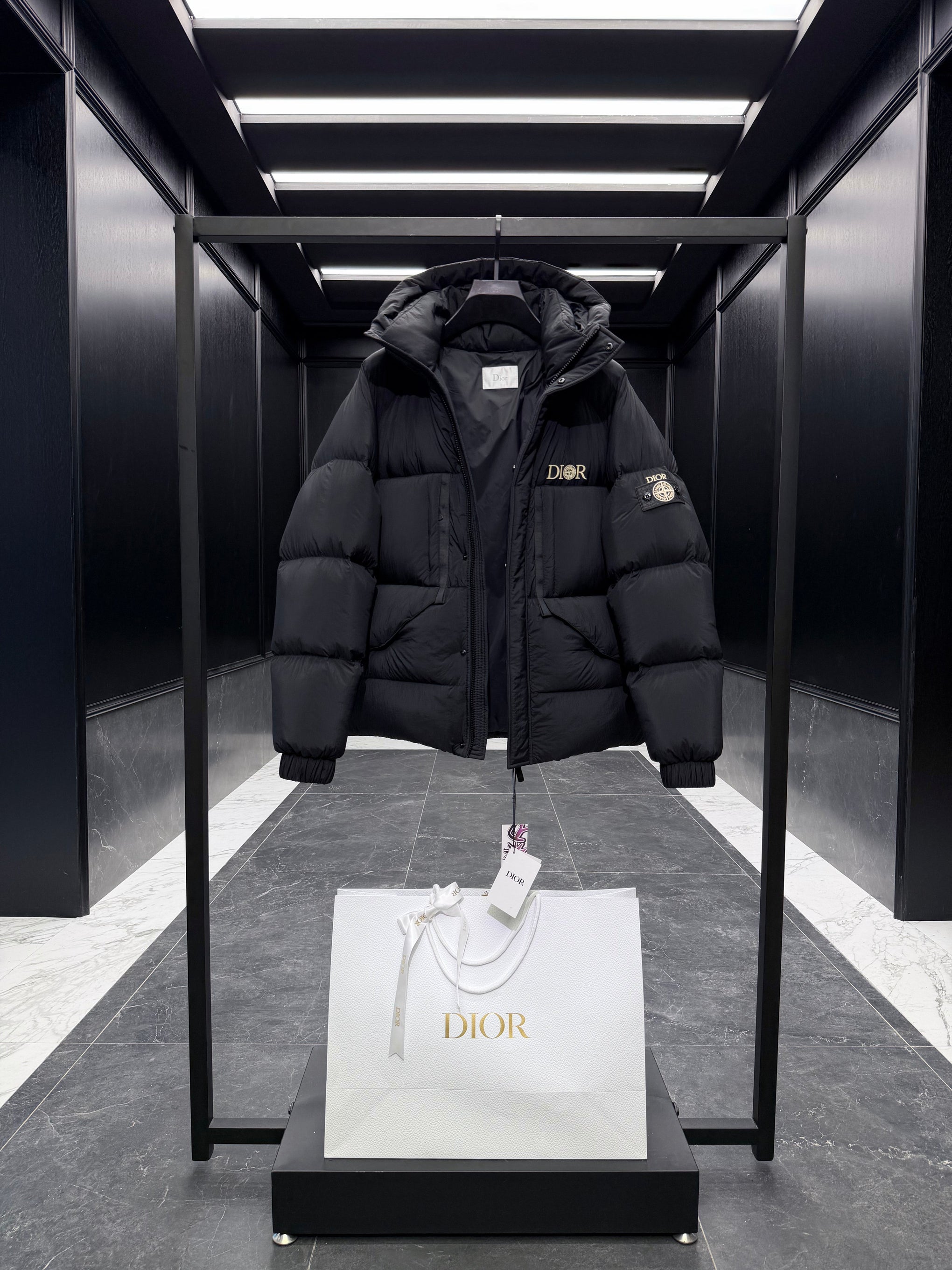 CD x STONE I JACKET