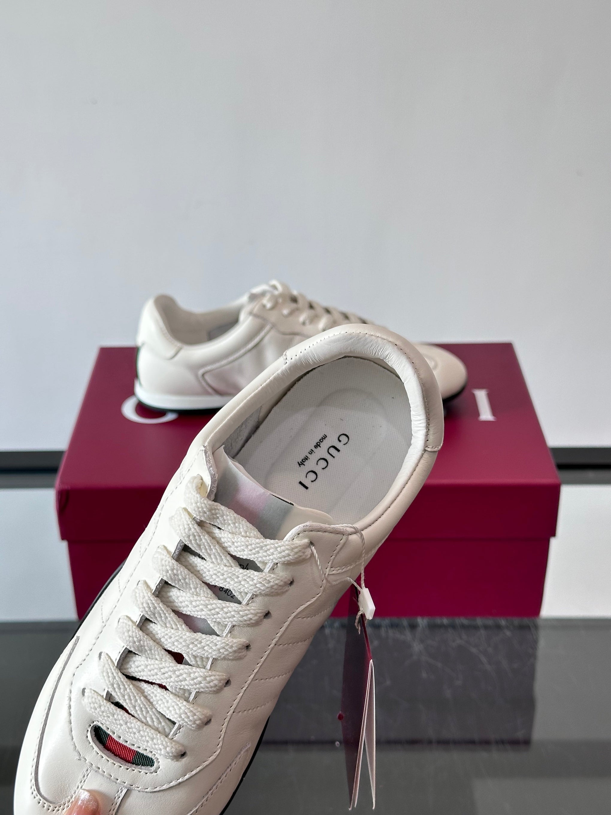 GG SHIFT SNEAKERS