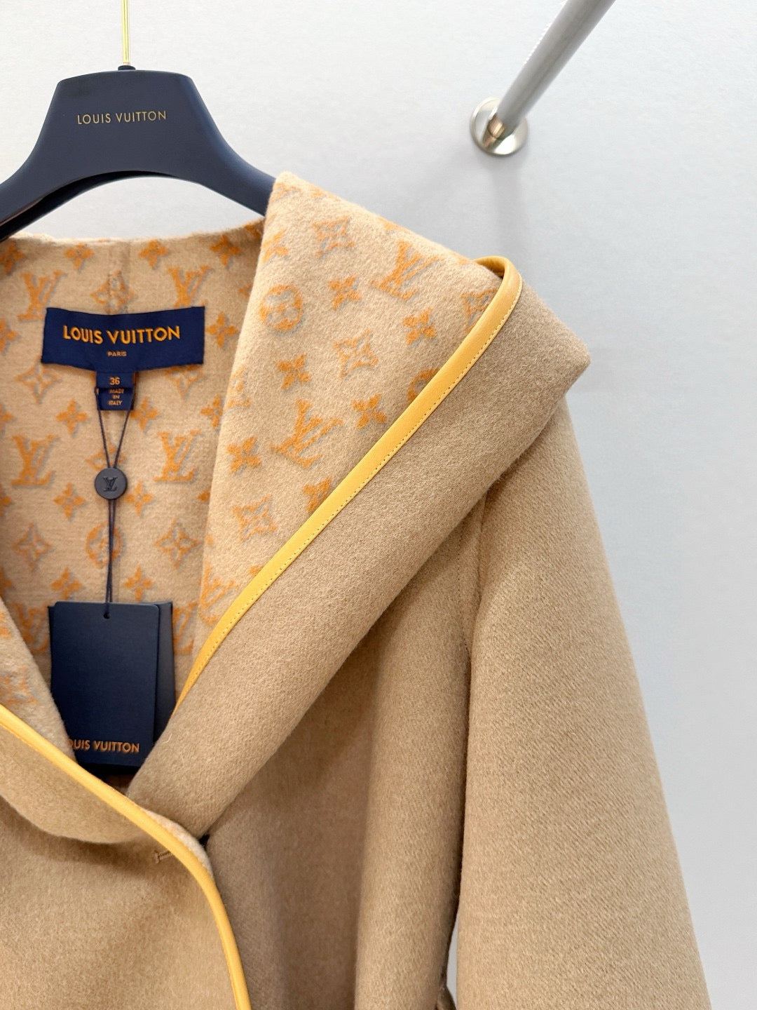 LOU COAT
