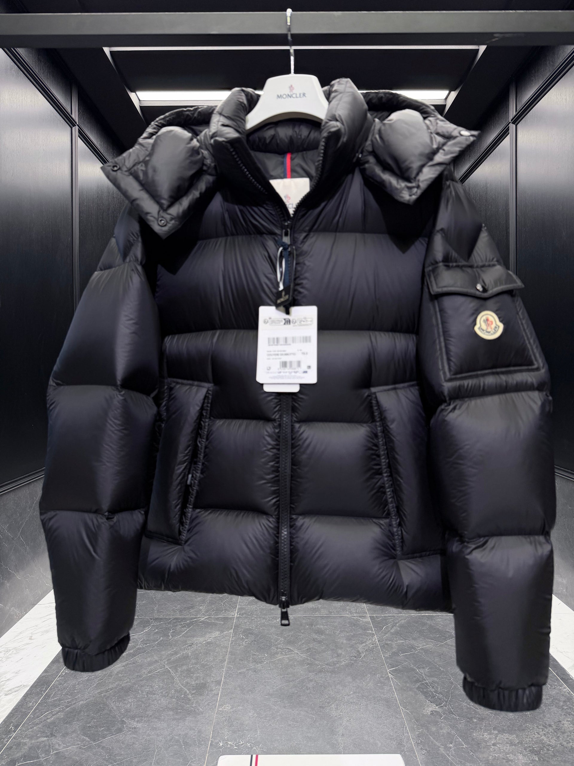 MONC COUYERE JACKET