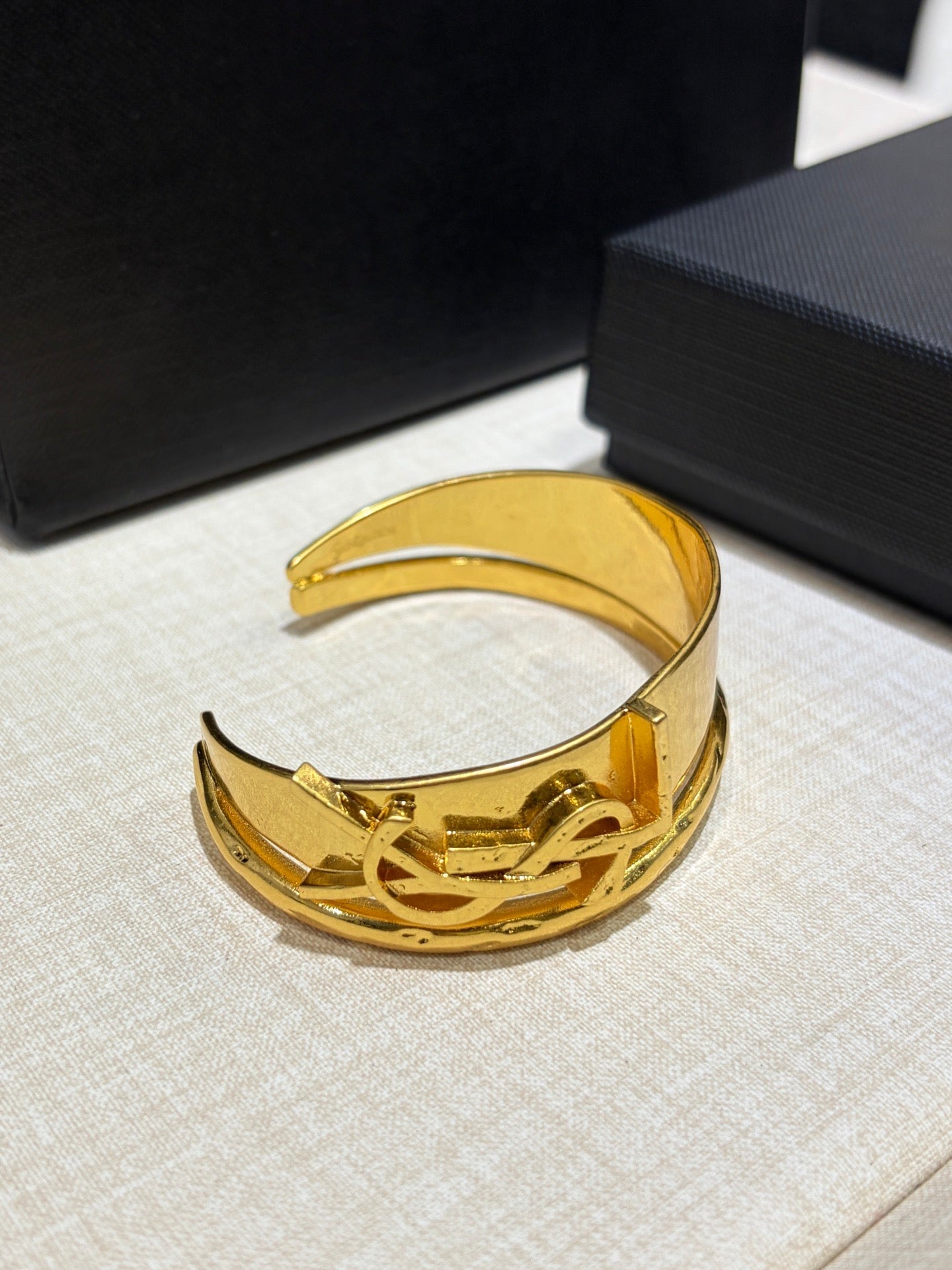 SL BRACELET
