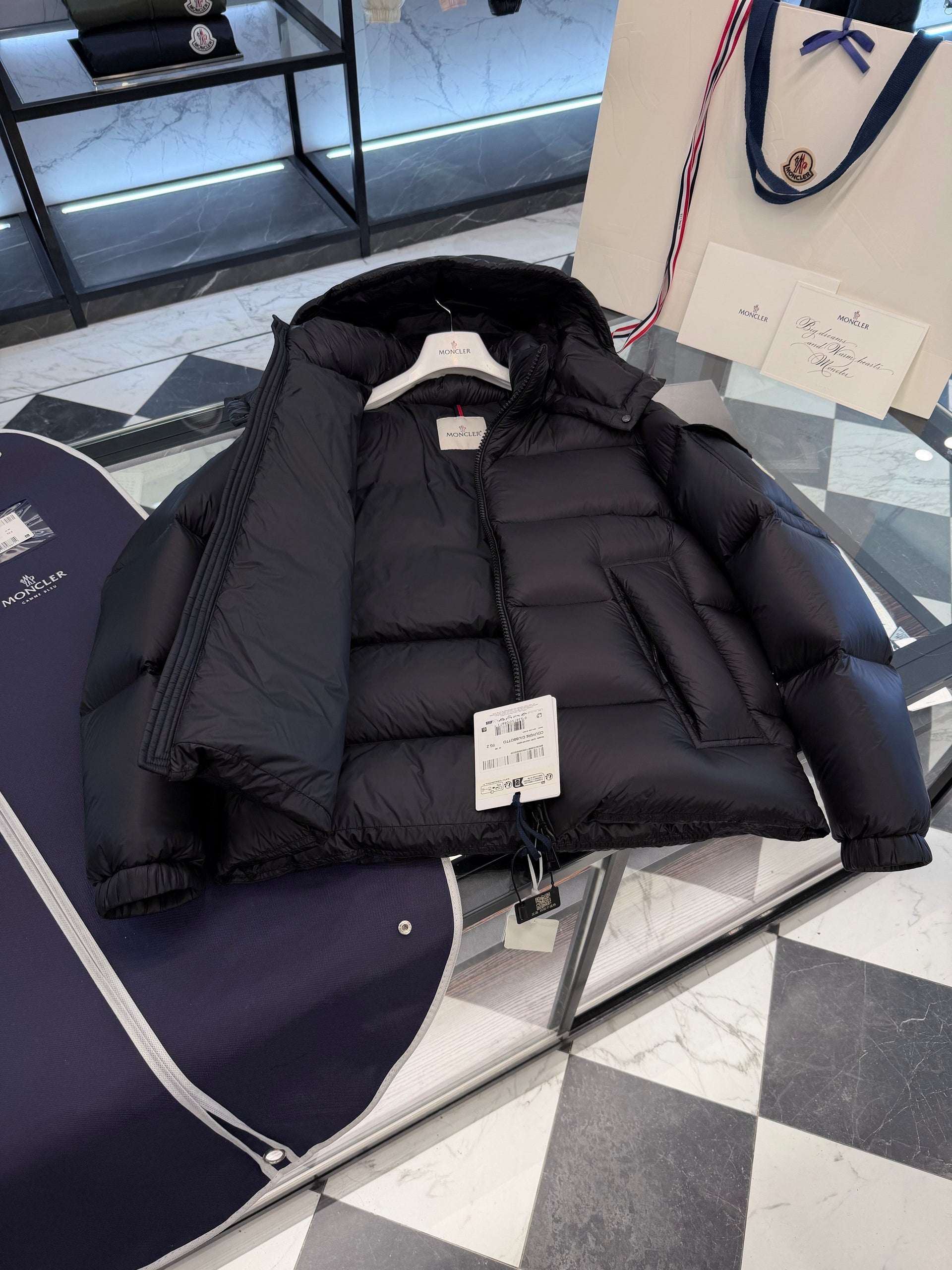 MONC COUYERE JACKET