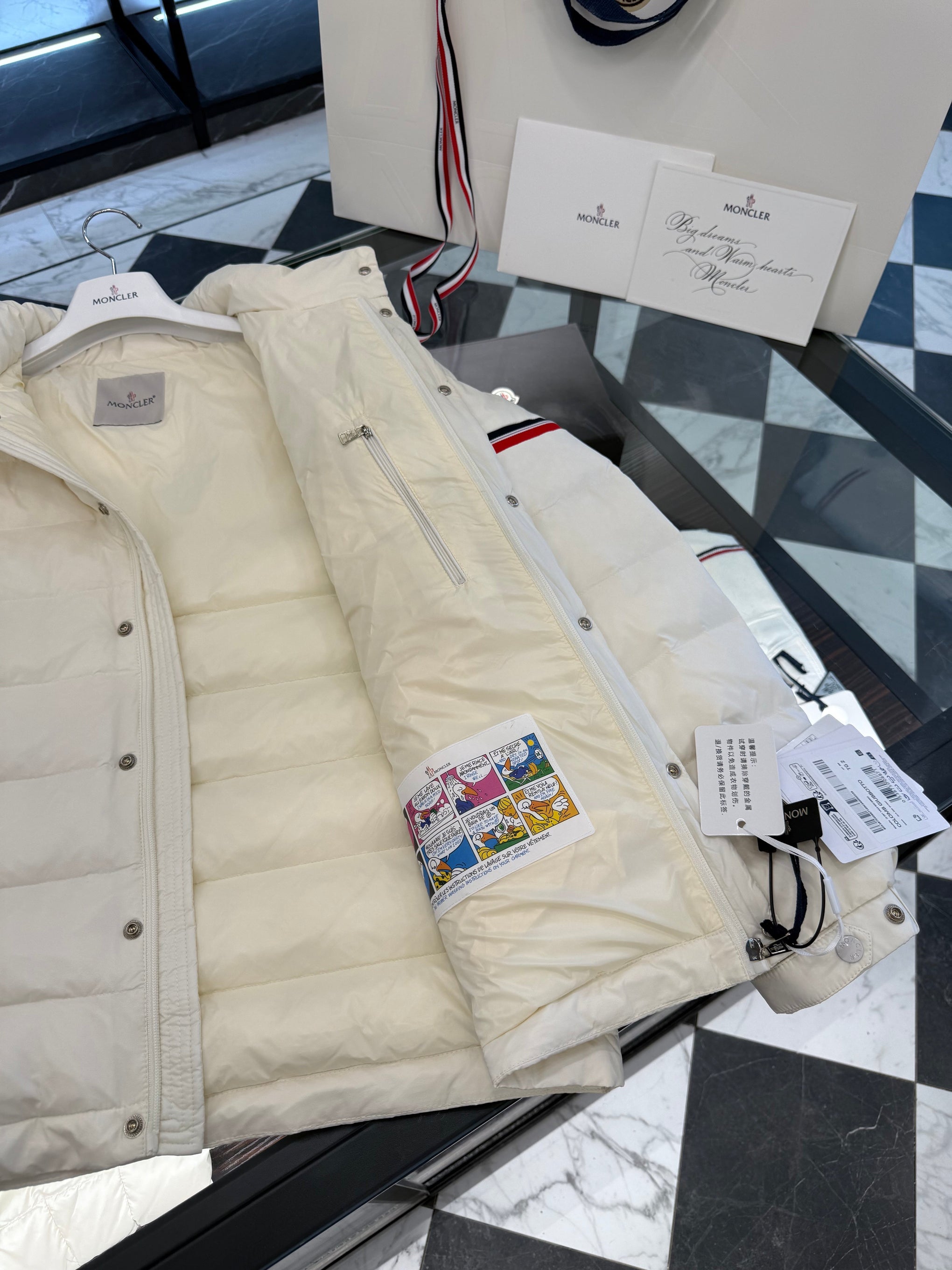 MONC COLOMB JACKET